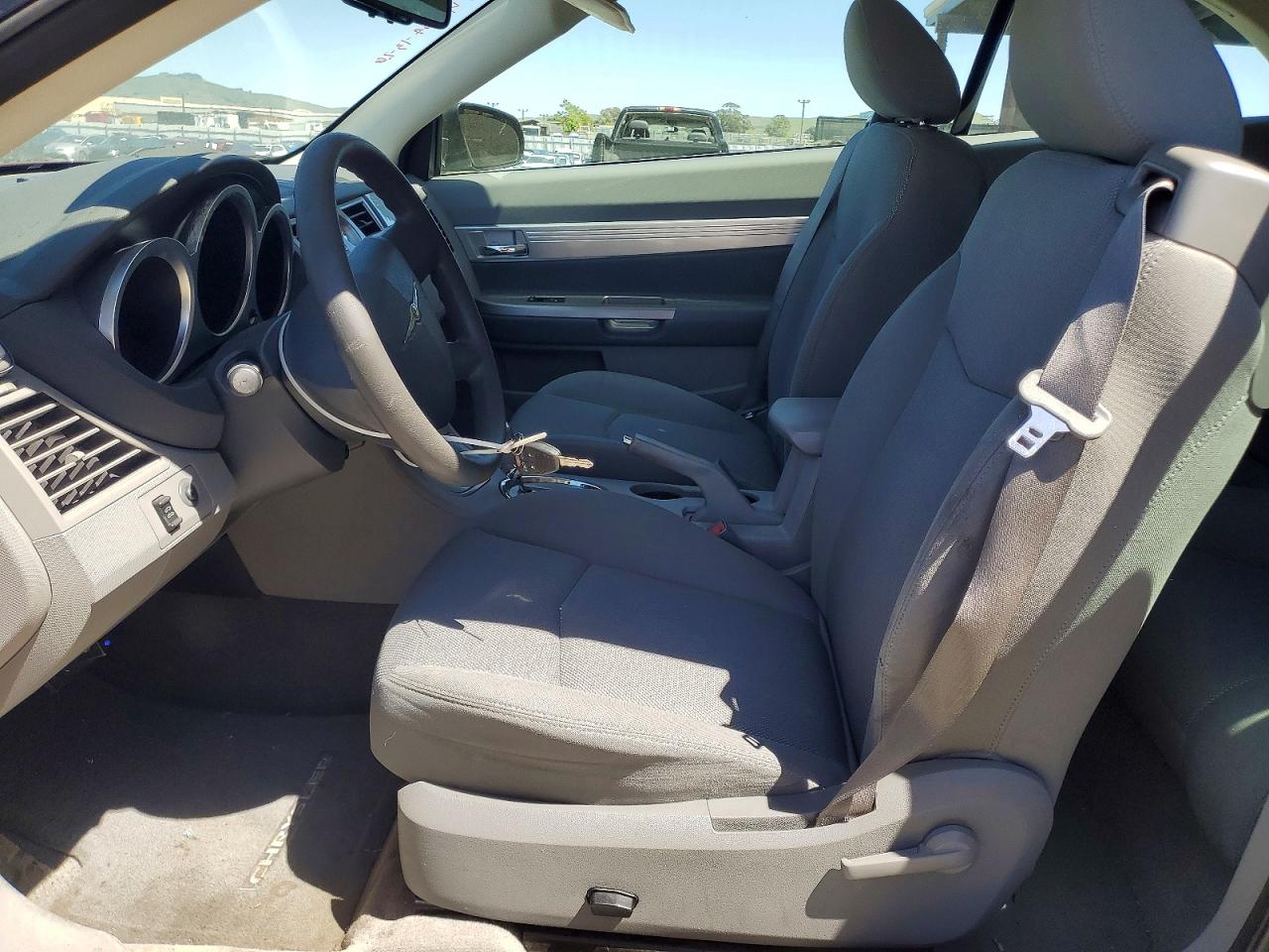 2008 Chrysler Sebring Red vin: 1C3LC55RX8N643564