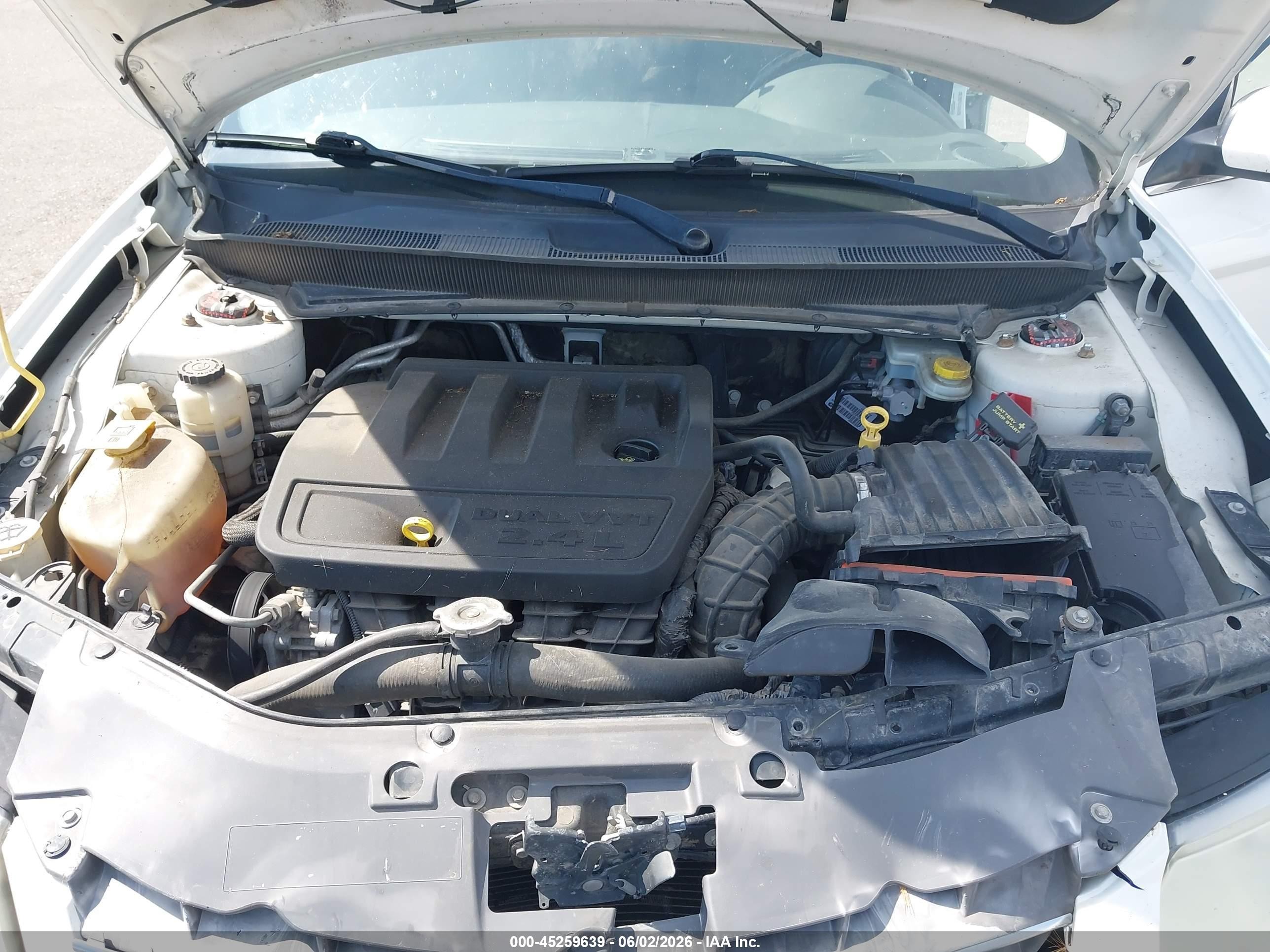 2009 Chrysler Sebring Touring White vin: 1C3LC56B39N566880