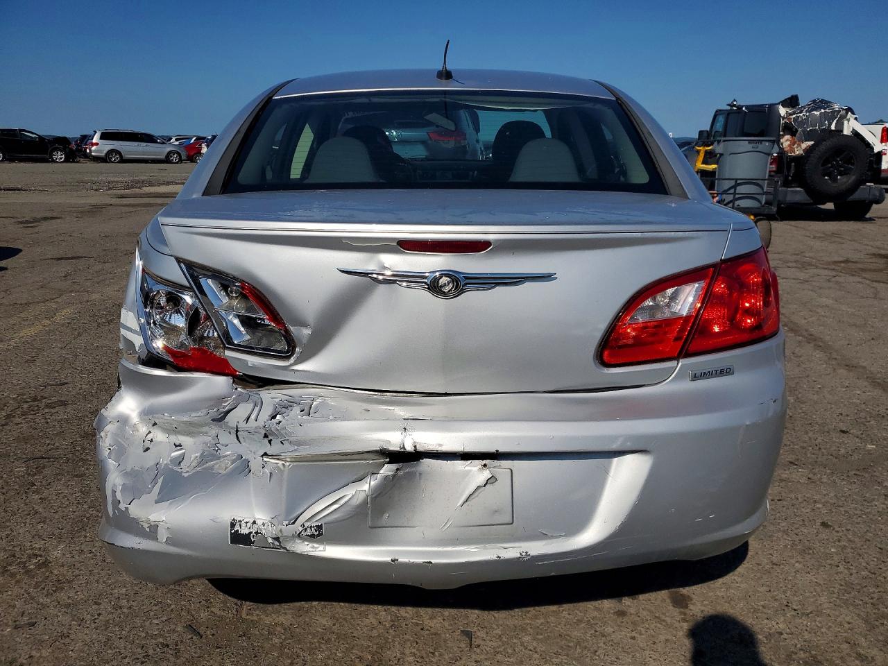 2009 Chrysler Sebring Touring Серебряный vin: 1C3LC56B69N567019