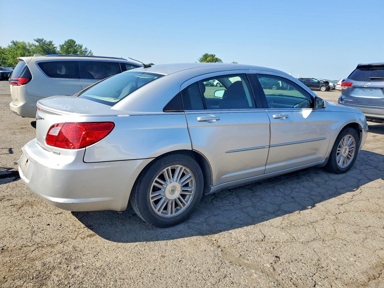 2009 Chrysler Sebring Touring Серебряный vin: 1C3LC56B69N567019