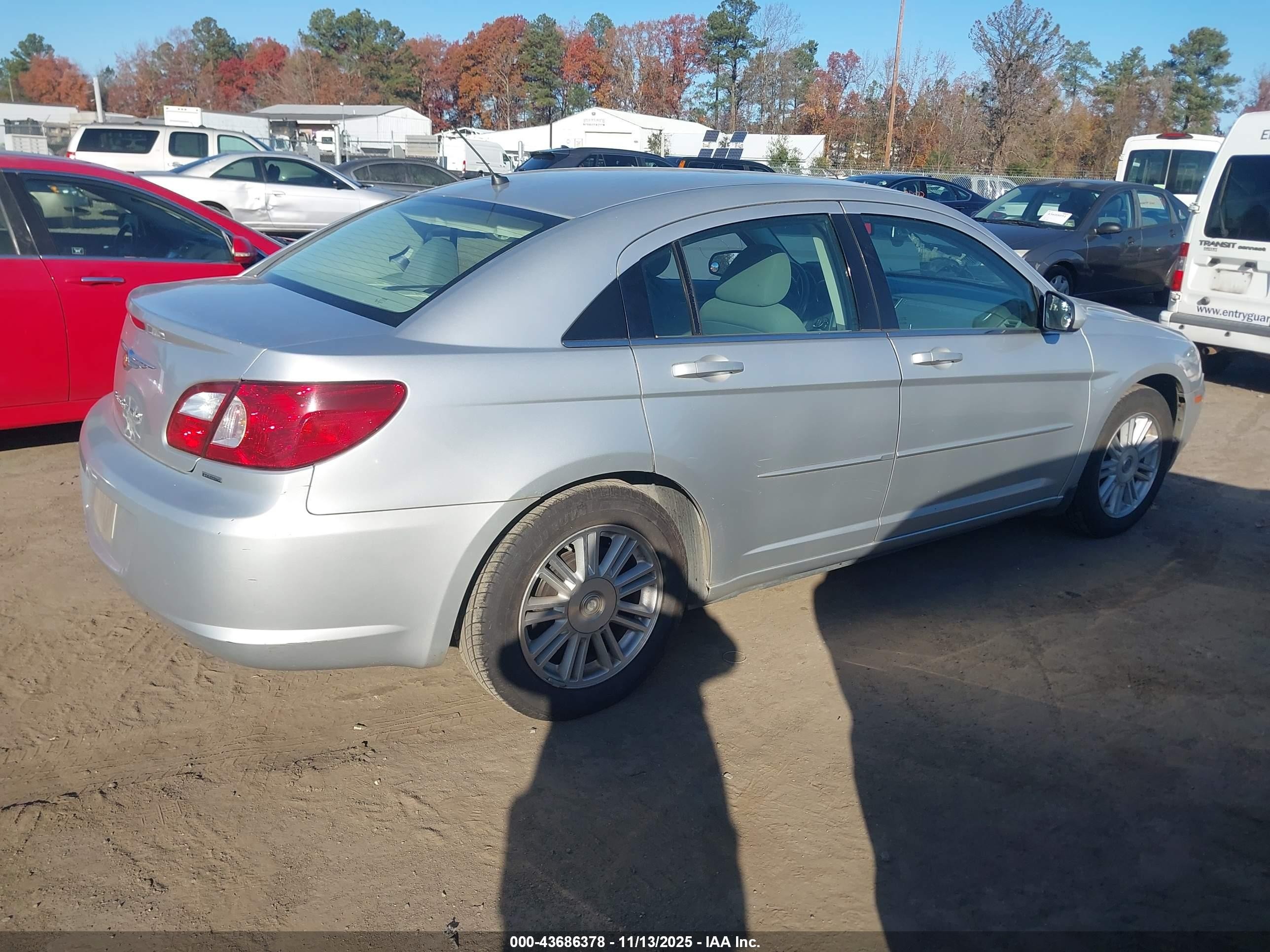 2007 Chrysler Sebring Touring Silver vin: 1C3LC56K47N508158