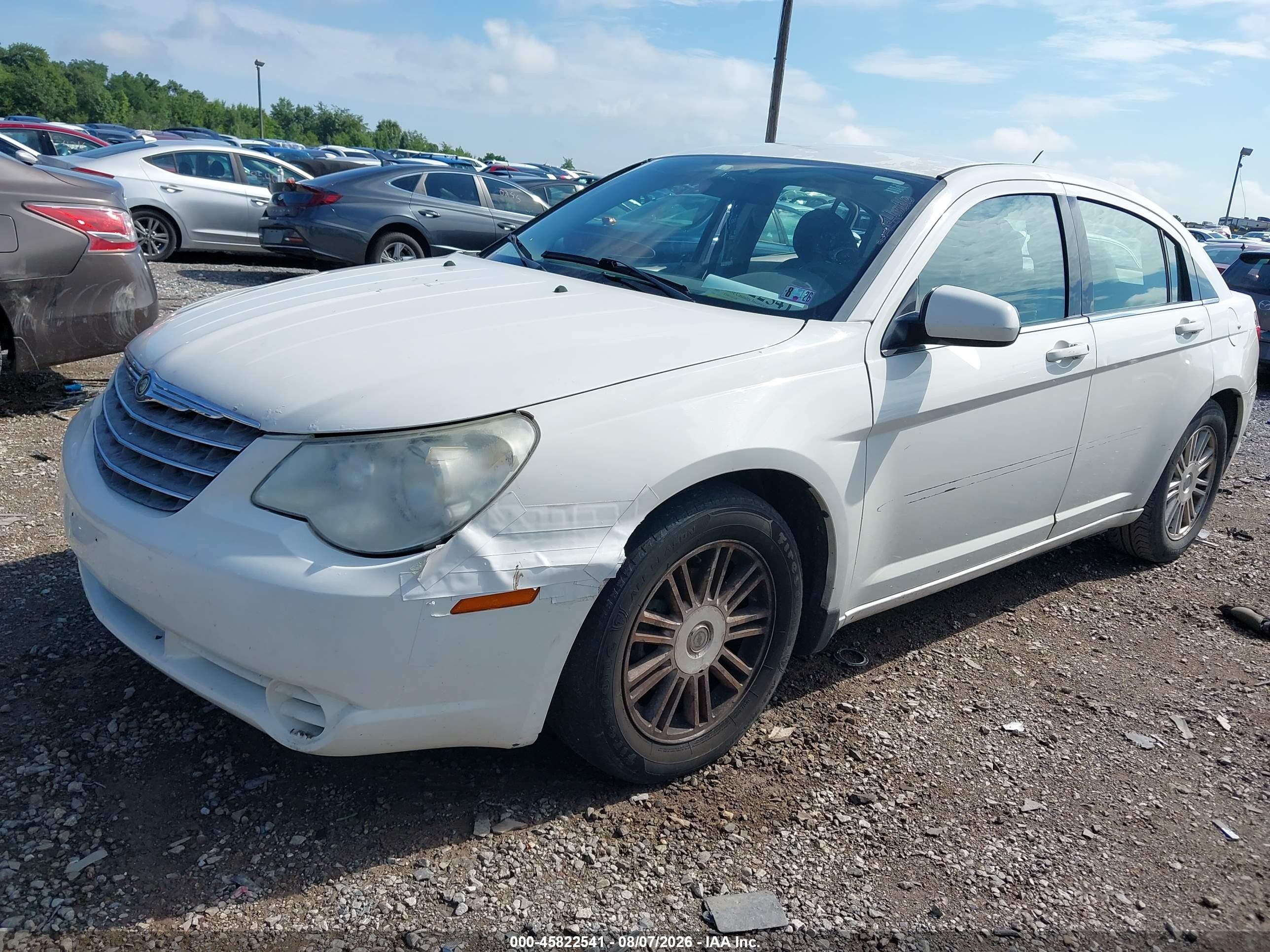 2007 Chrysler Sebring Touring White vin: 1C3LC56K87N508082