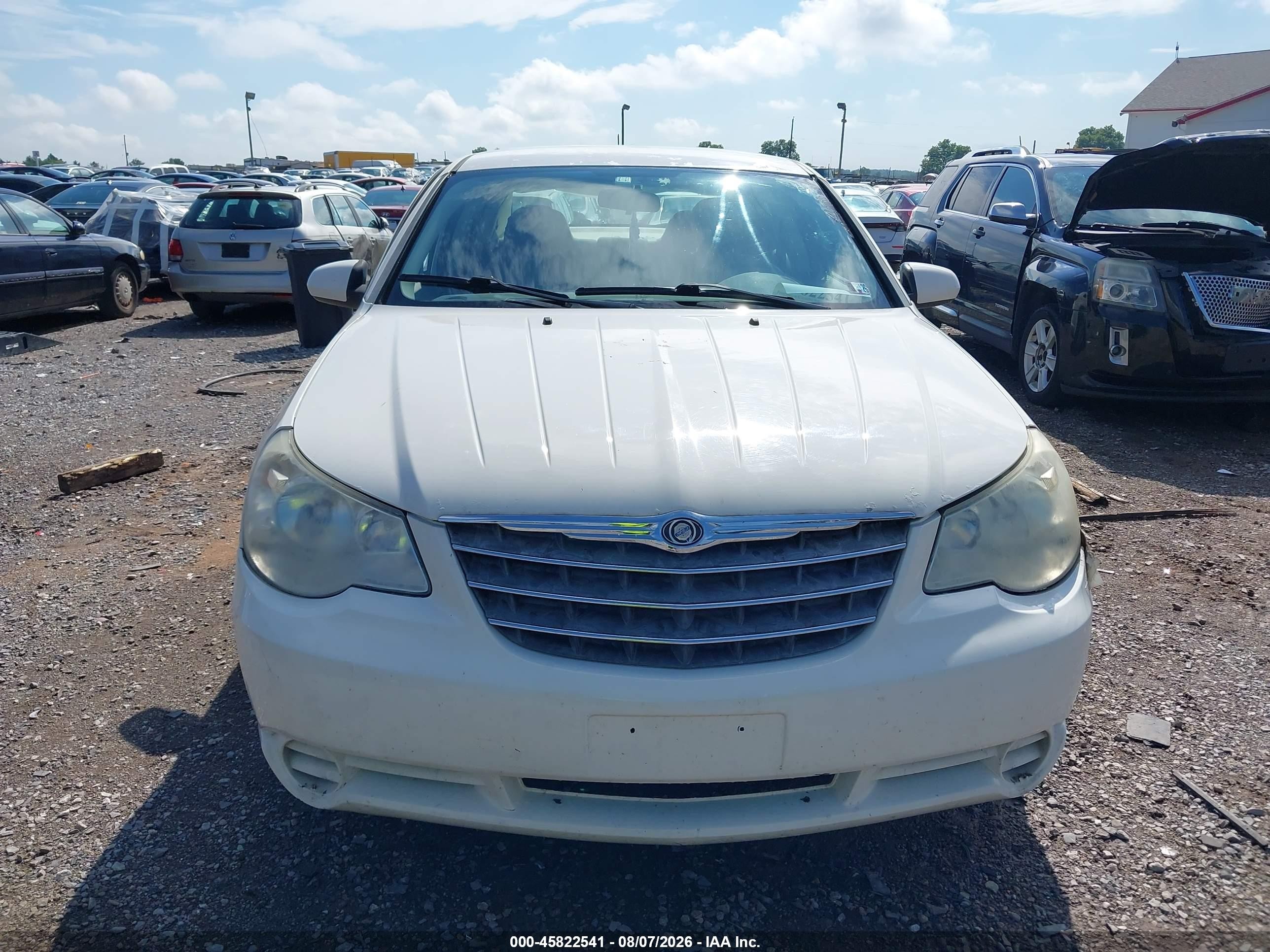 2007 Chrysler Sebring Touring White vin: 1C3LC56K87N508082