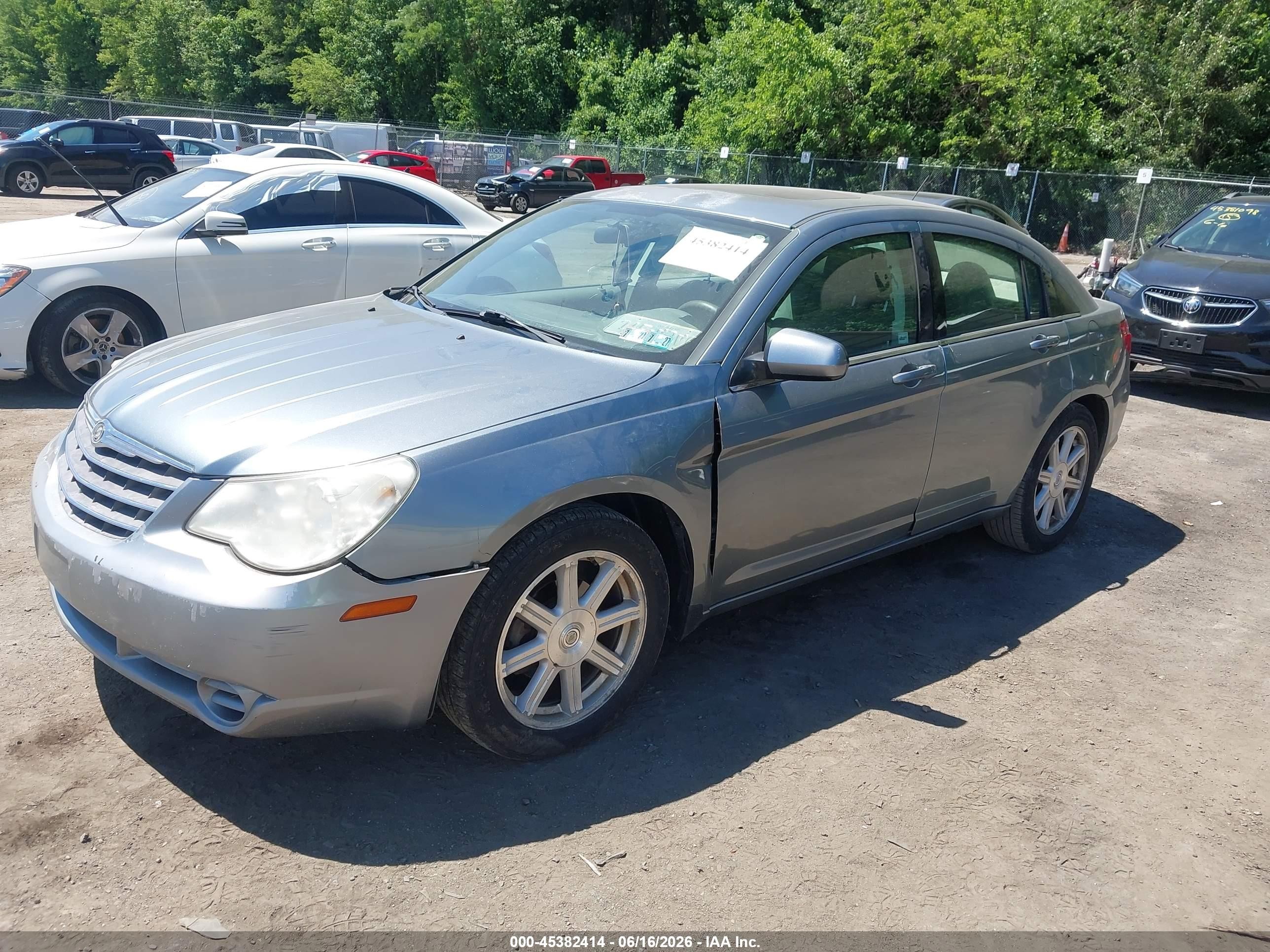 2008 Chrysler Sebring Touring Silver vin: 1C3LC56R08N118477