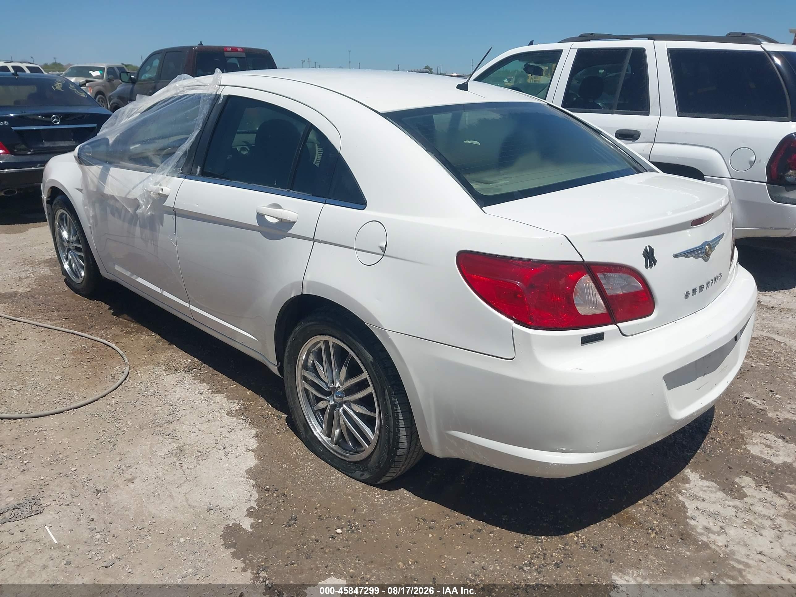 2007 Chrysler Sebring Touring White vin: 1C3LC56R27N543987