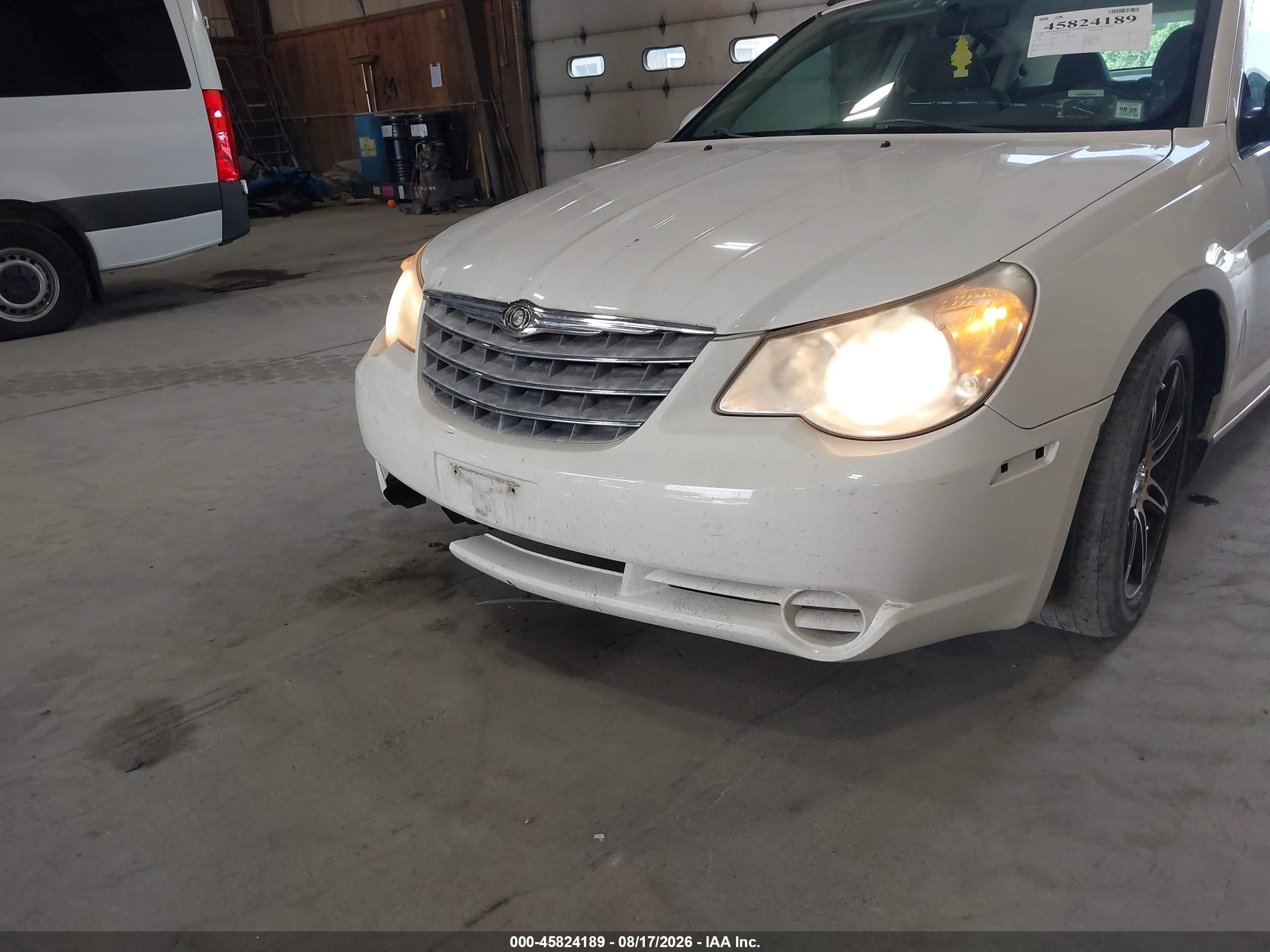 2008 Chrysler Sebring Touring Белый vin: 1C3LC56R98N238715