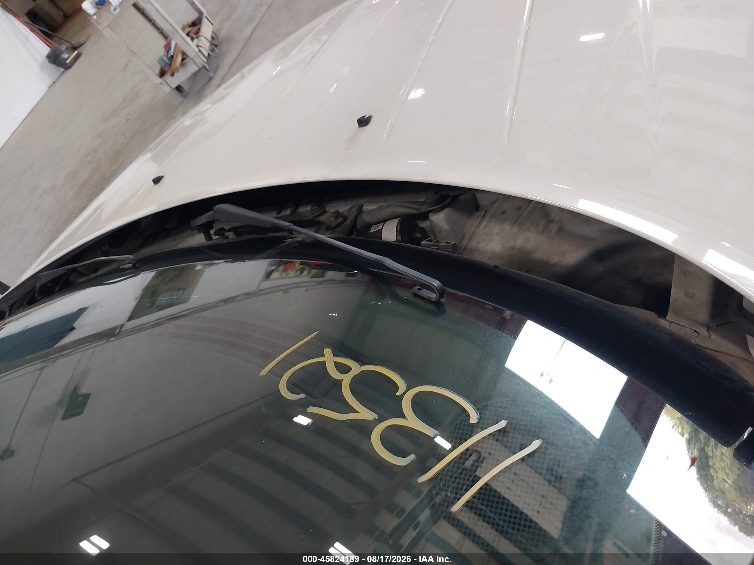 2008 Chrysler Sebring Touring Белый vin: 1C3LC56R98N238715