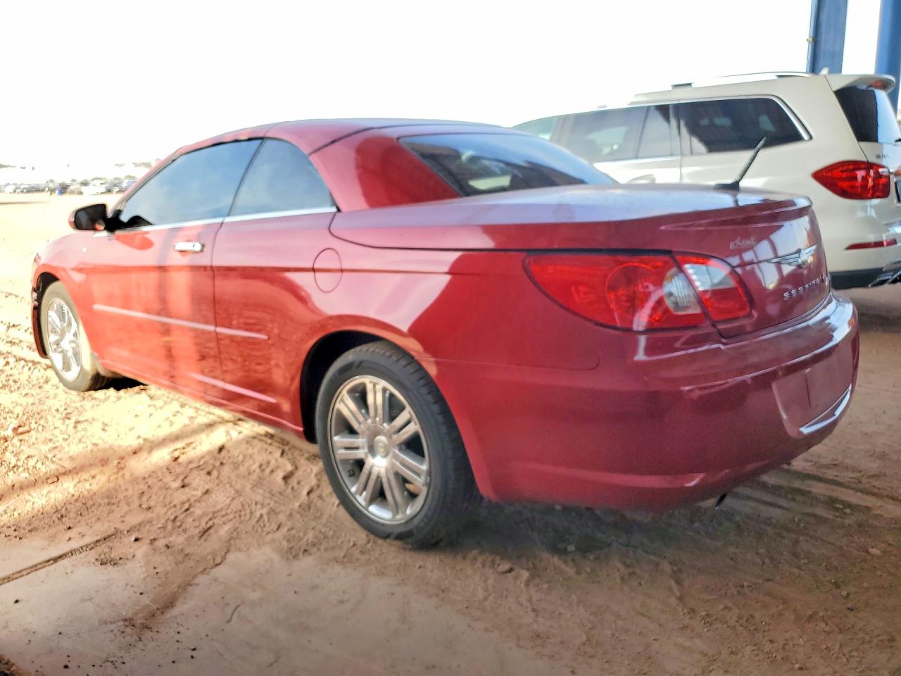2008 Chrysler Sebring Limited Red vin: 1C3LC65M08N662439