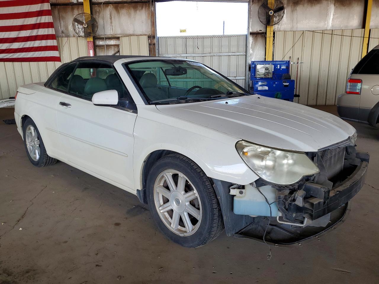 2008 Chrysler Sebring Limited White vin: 1C3LC65M68N262109