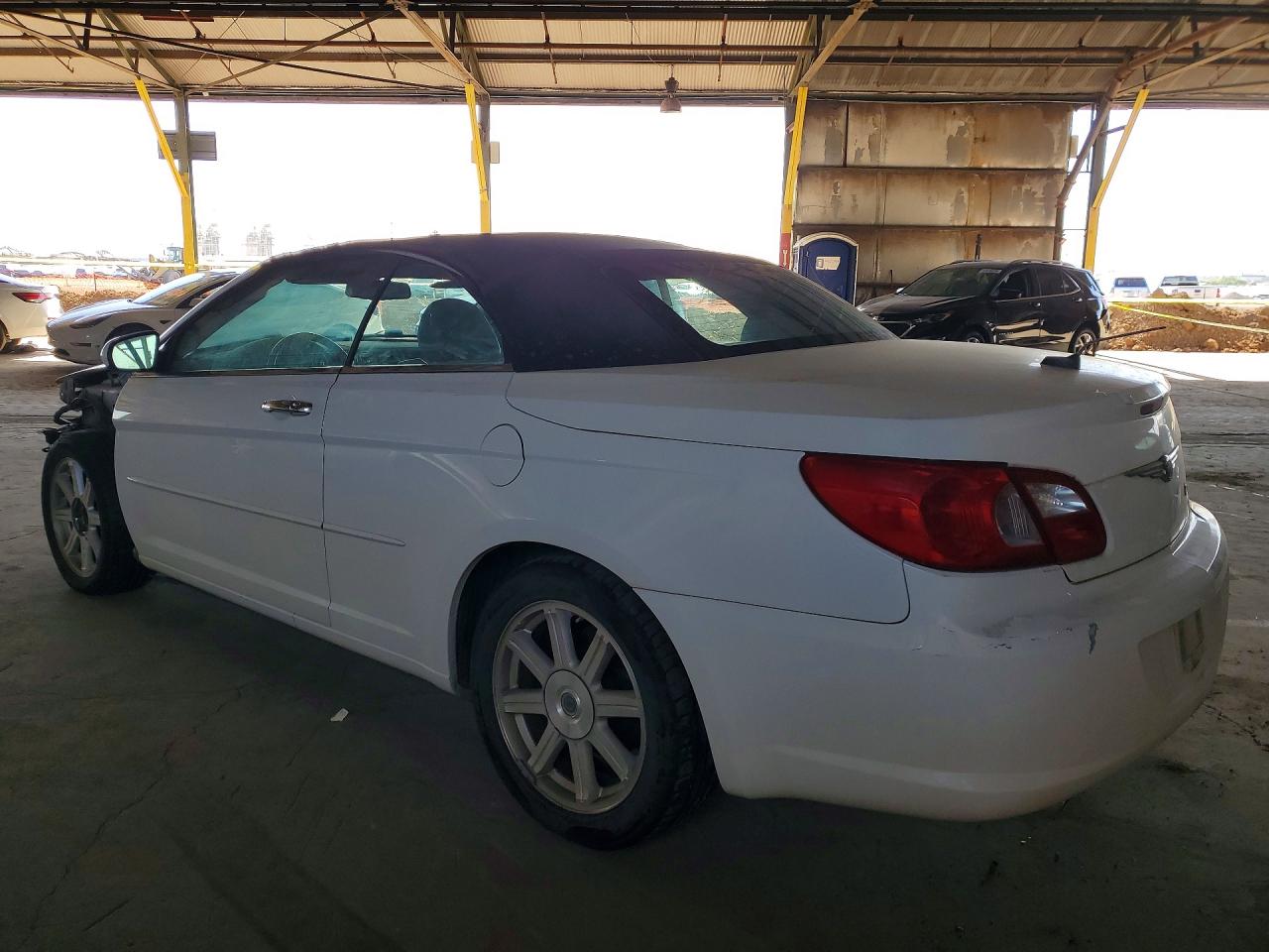 2008 Chrysler Sebring Limited White vin: 1C3LC65M68N262109