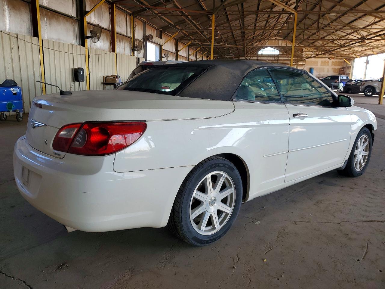 2008 Chrysler Sebring Limited White vin: 1C3LC65M68N262109