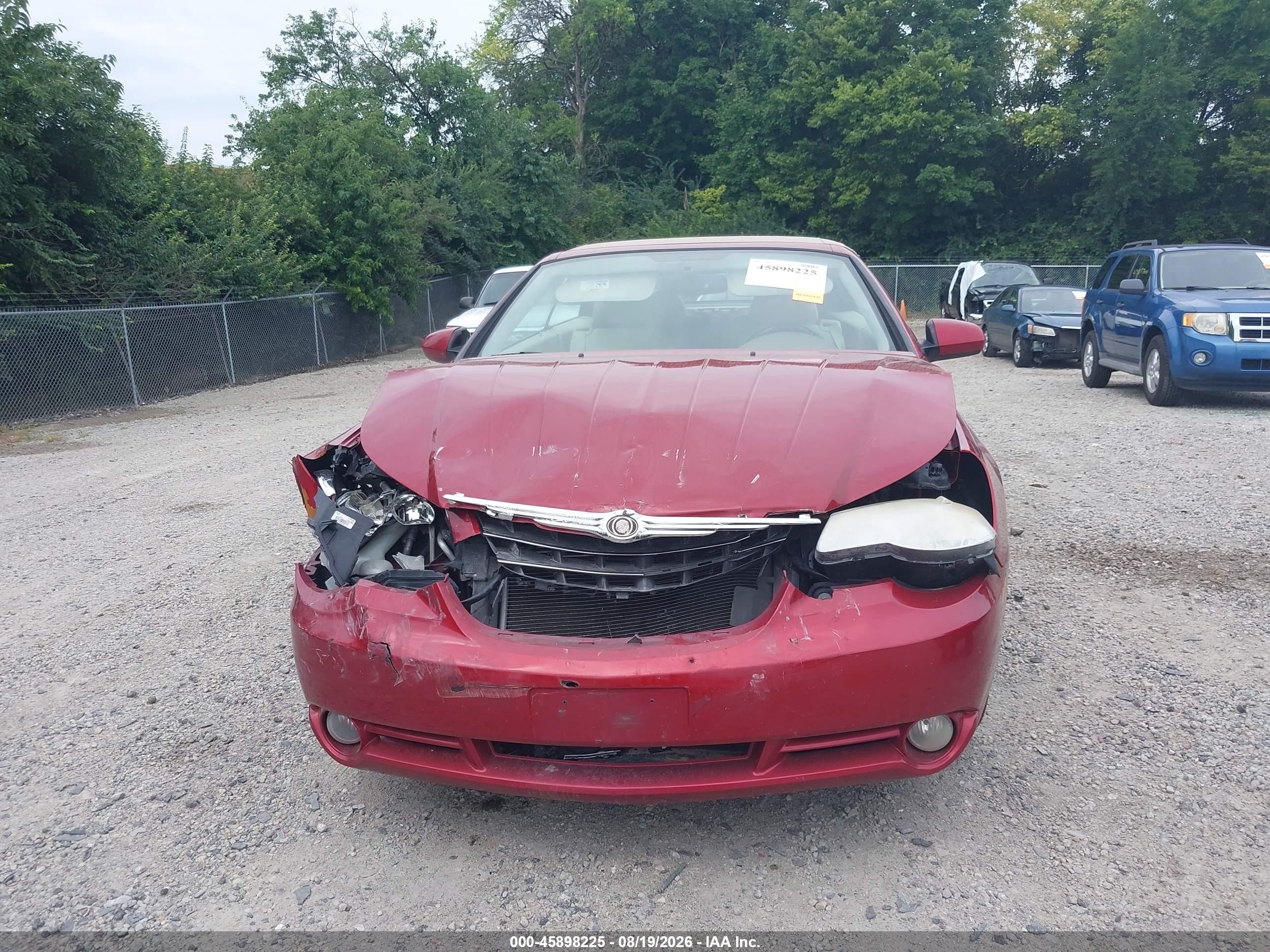 2008 Chrysler Sebring Limited Red vin: 1C3LC65M68N692531
