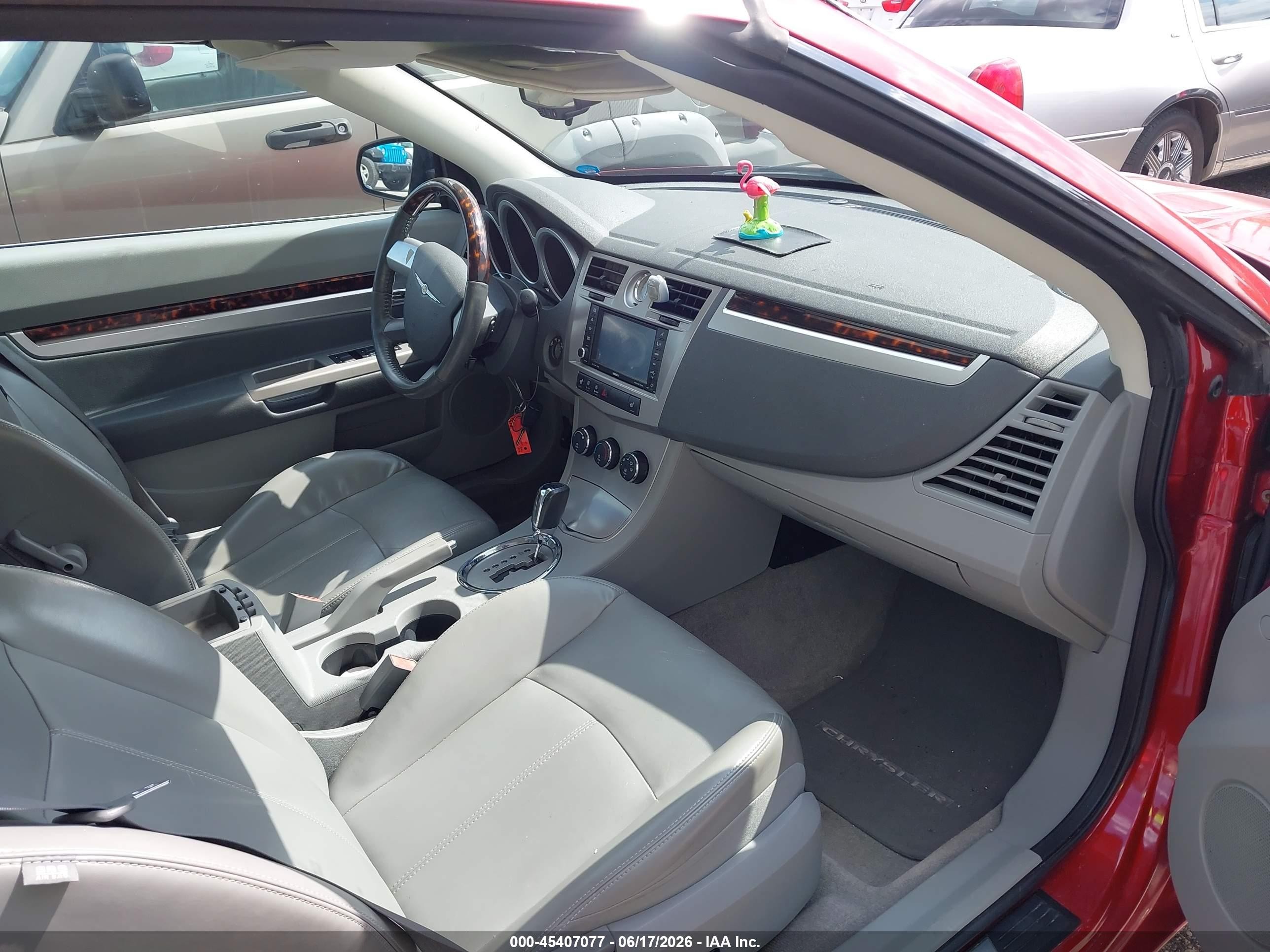 2008 Chrysler Sebring Limited Red vin: 1C3LC65MX8N231977