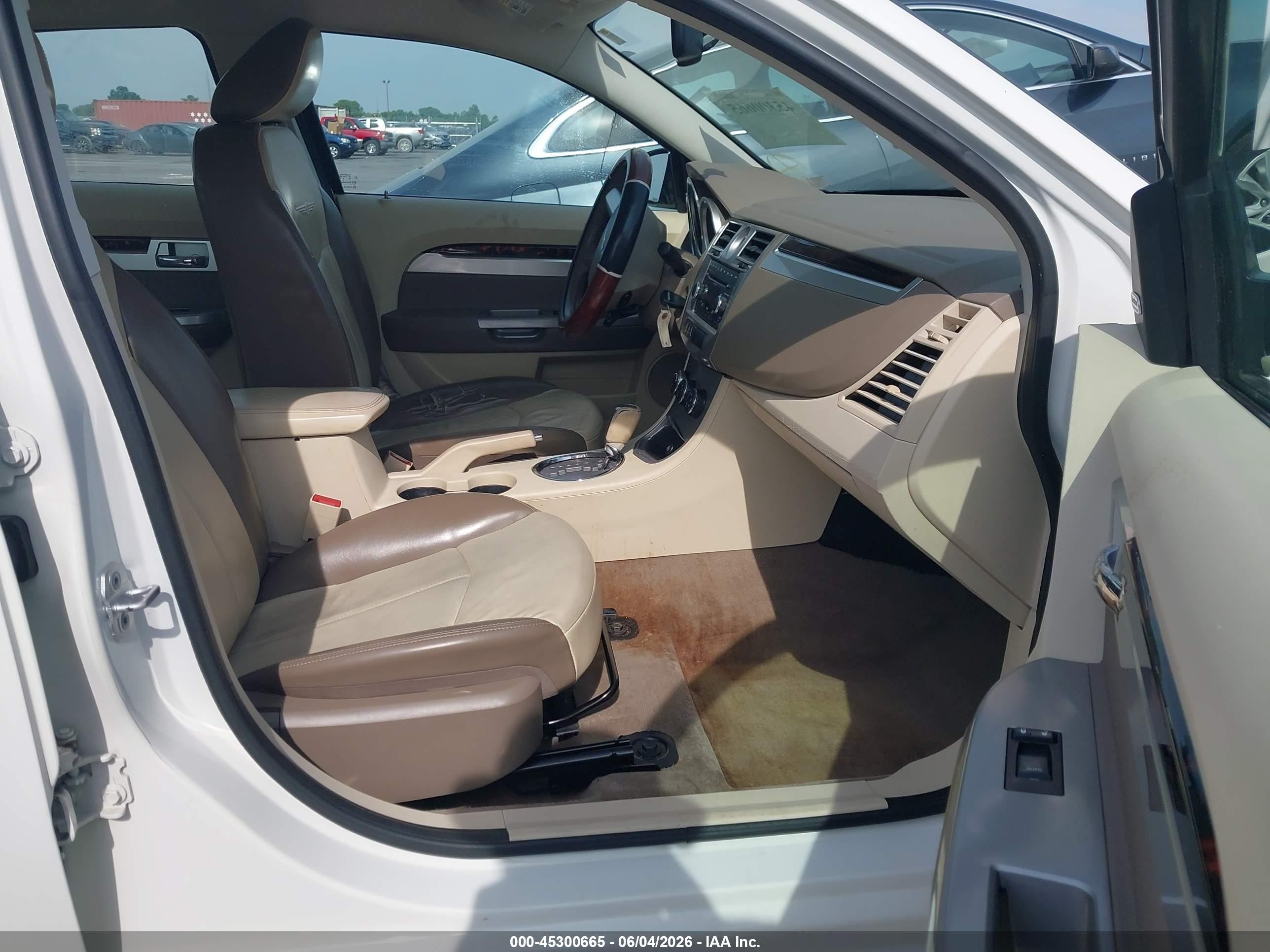 2008 Chrysler Sebring Limited White vin: 1C3LC66J38N215267