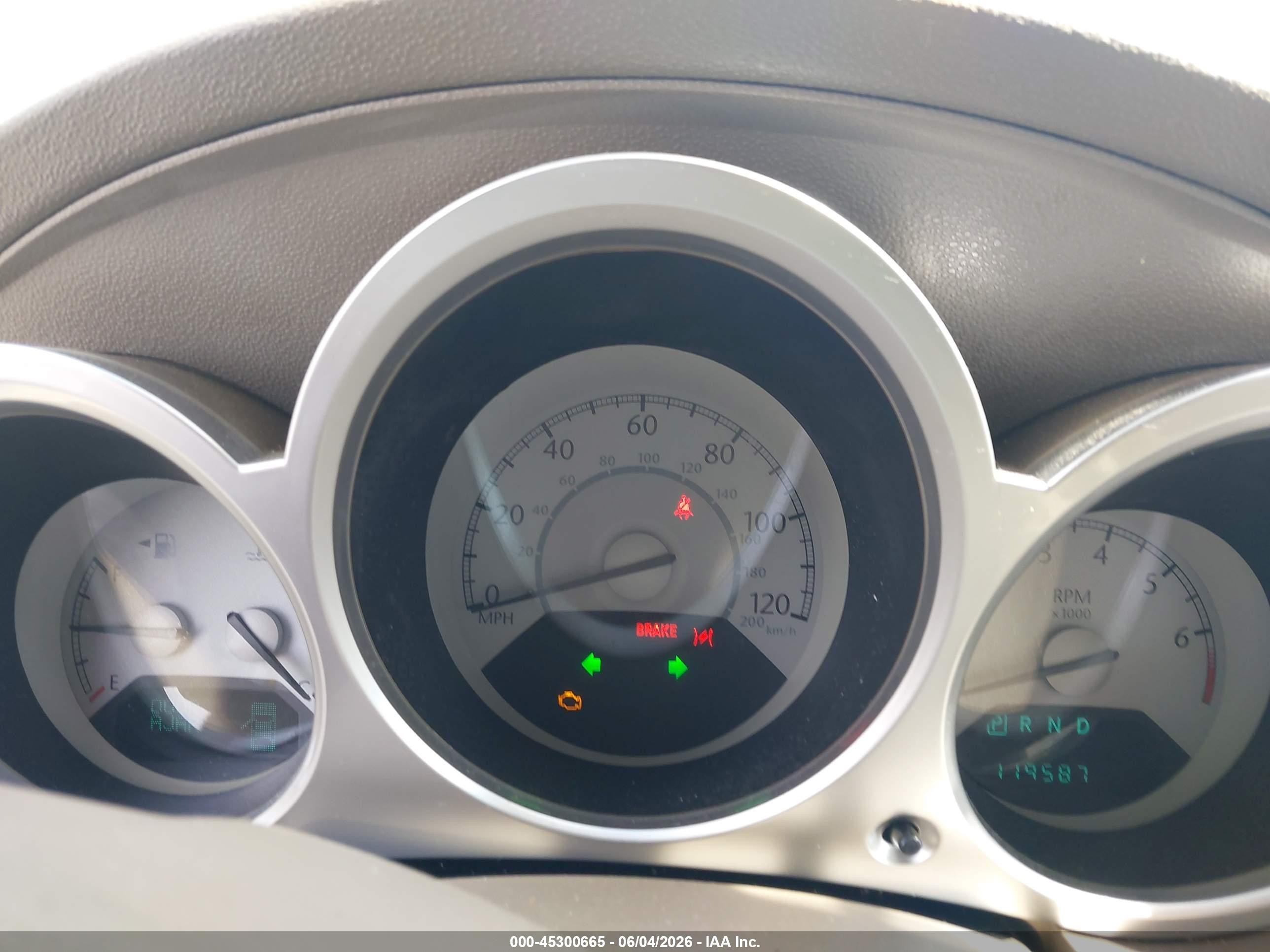 2008 Chrysler Sebring Limited White vin: 1C3LC66J38N215267