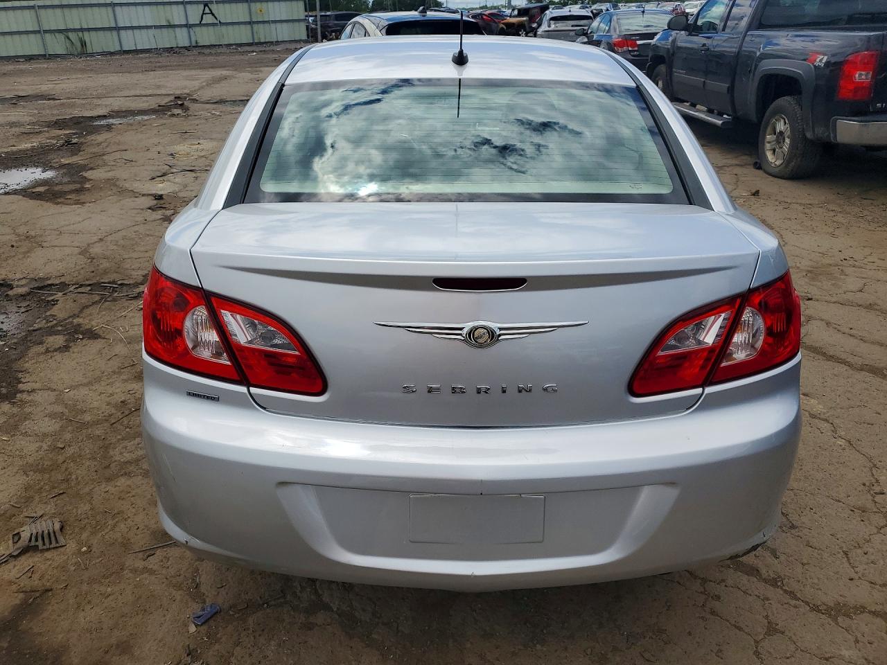 2008 Chrysler Sebring Limited Silver vin: 1C3LC66JX8N251926