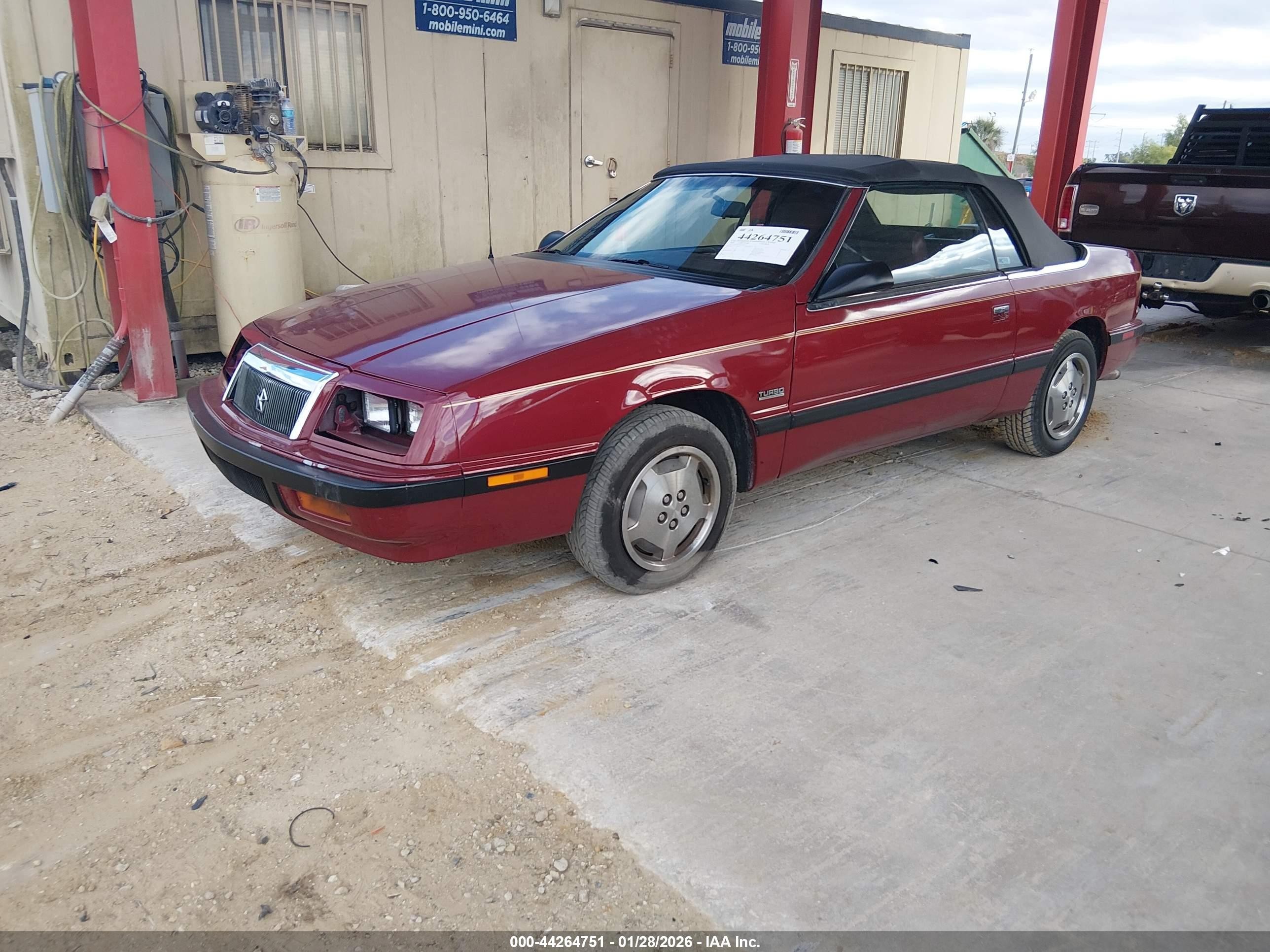 1989 Chrysler Lebaron   Red vin: 1C3XJ45J1KG219231