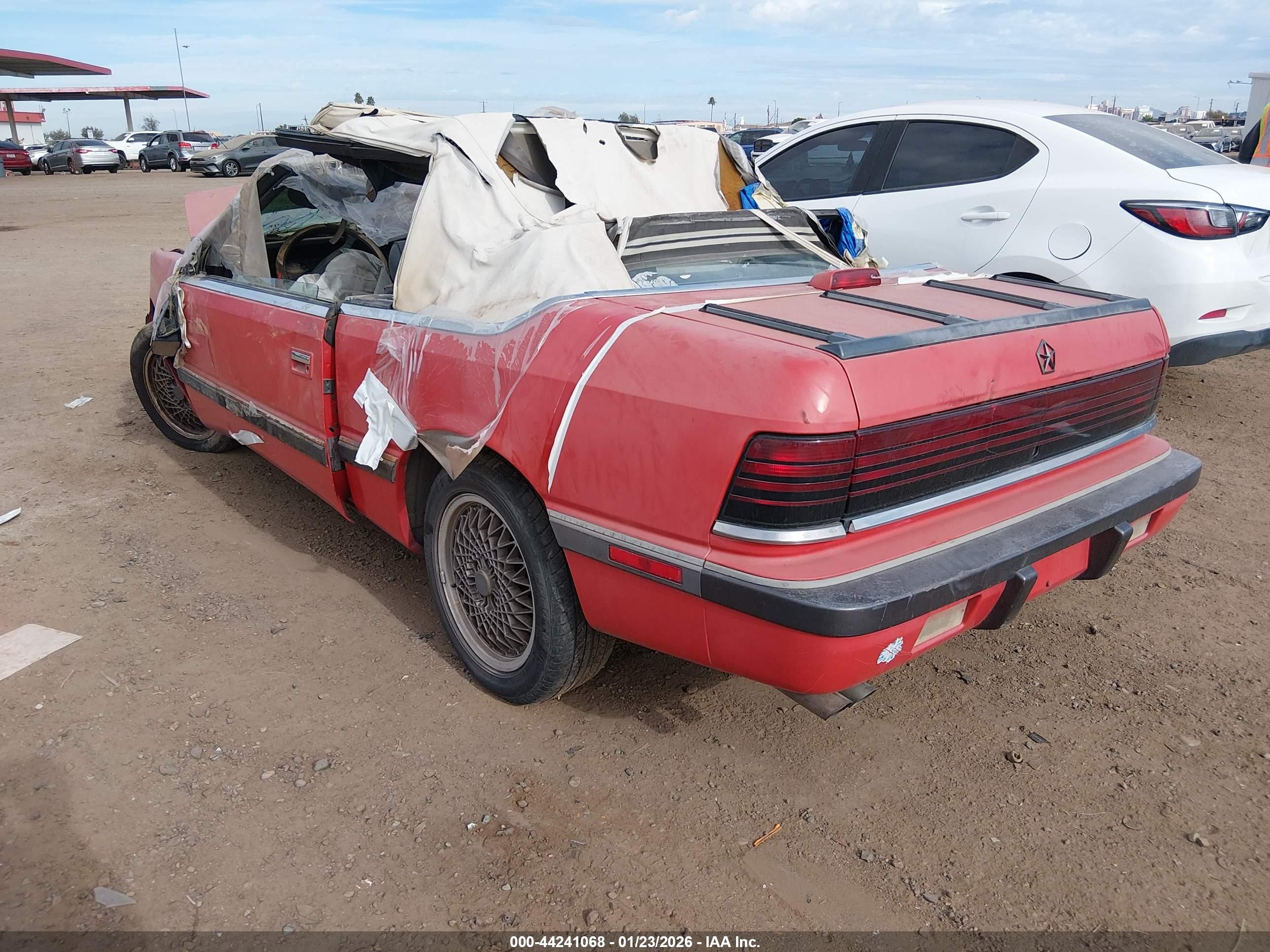 1989 Chrysler Lebaron   Red vin: 1C3XJ45J2KG219495
