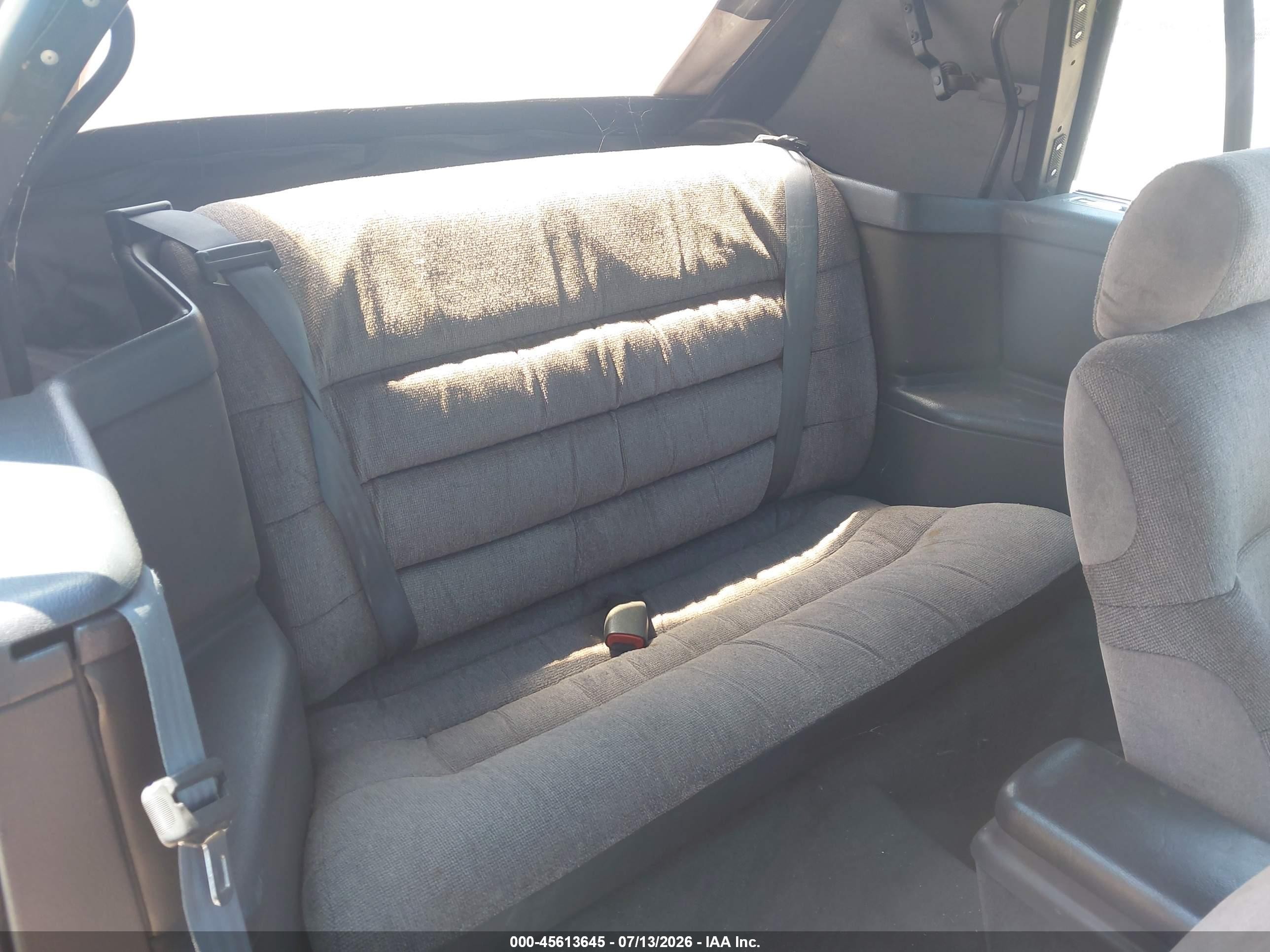 1992 Chrysler Lebaron   Red vin: 1C3XU4532NF278436