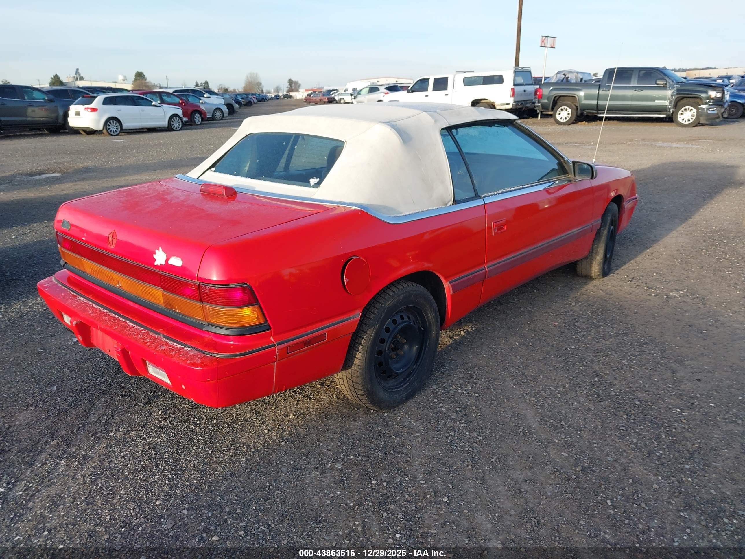 1993 Chrysler Lebaron   Red vin: 1C3XU4532PF570431