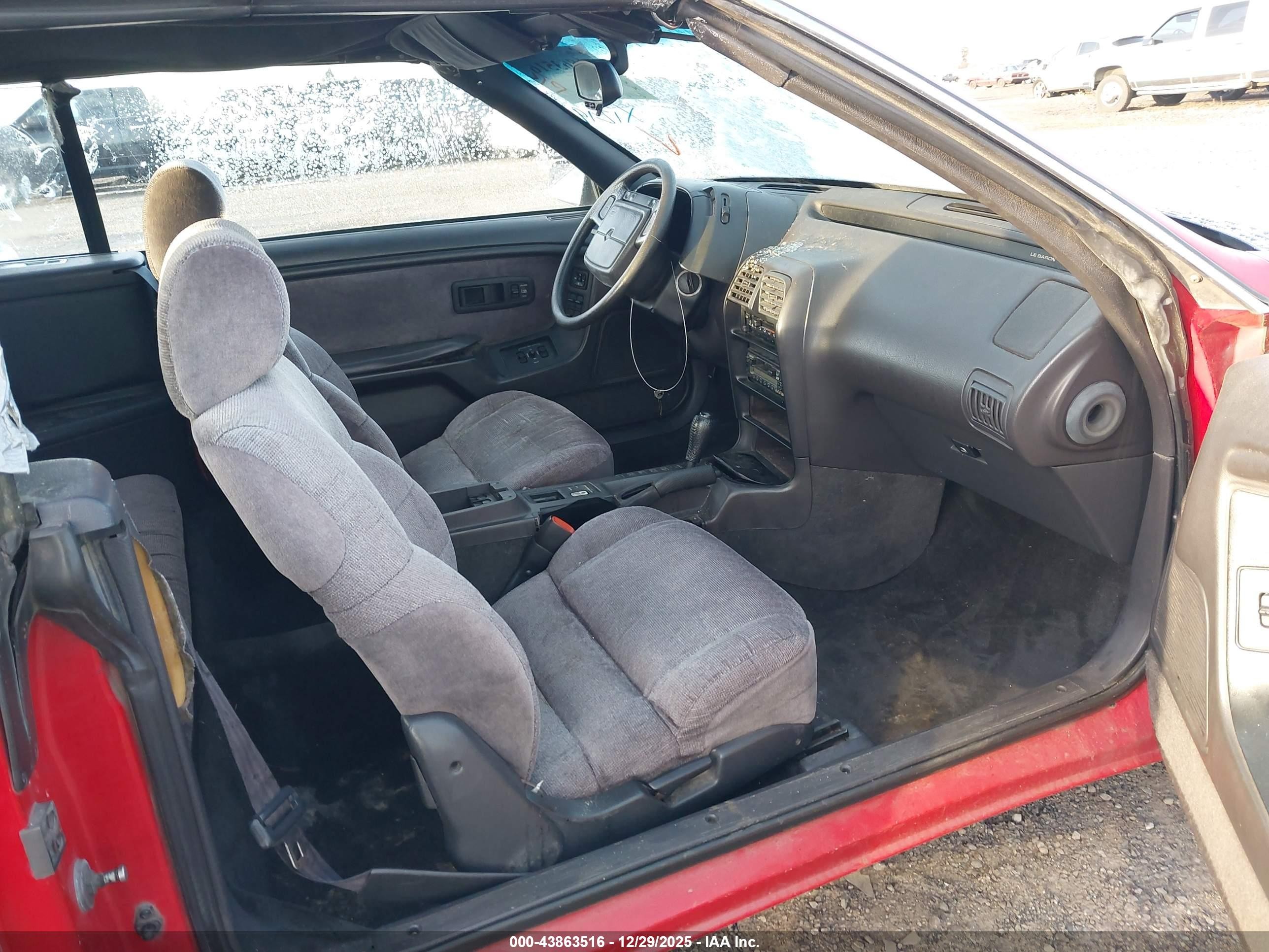 1993 Chrysler Lebaron   Red vin: 1C3XU4532PF570431