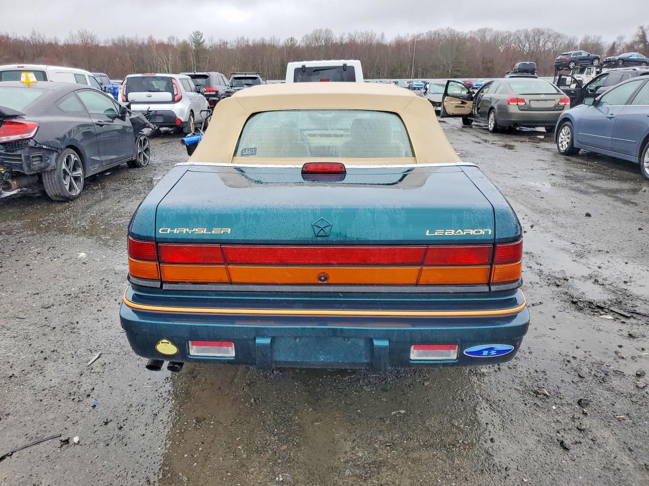 1993 Chrysler Lebaron Green vin: 1C3XU4532PF644754