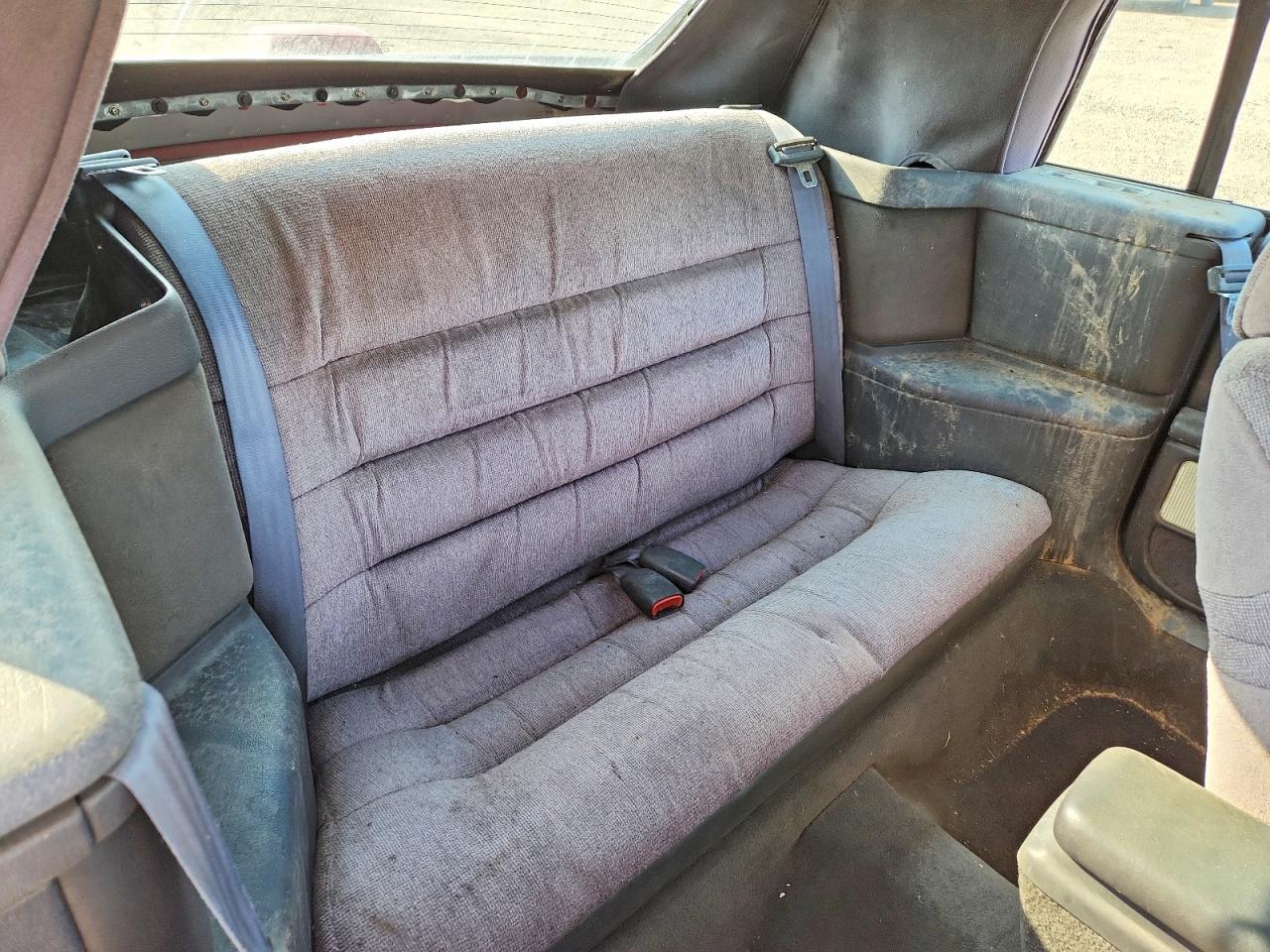 1992 Chrysler Lebaron Red vin: 1C3XU4538NF190233