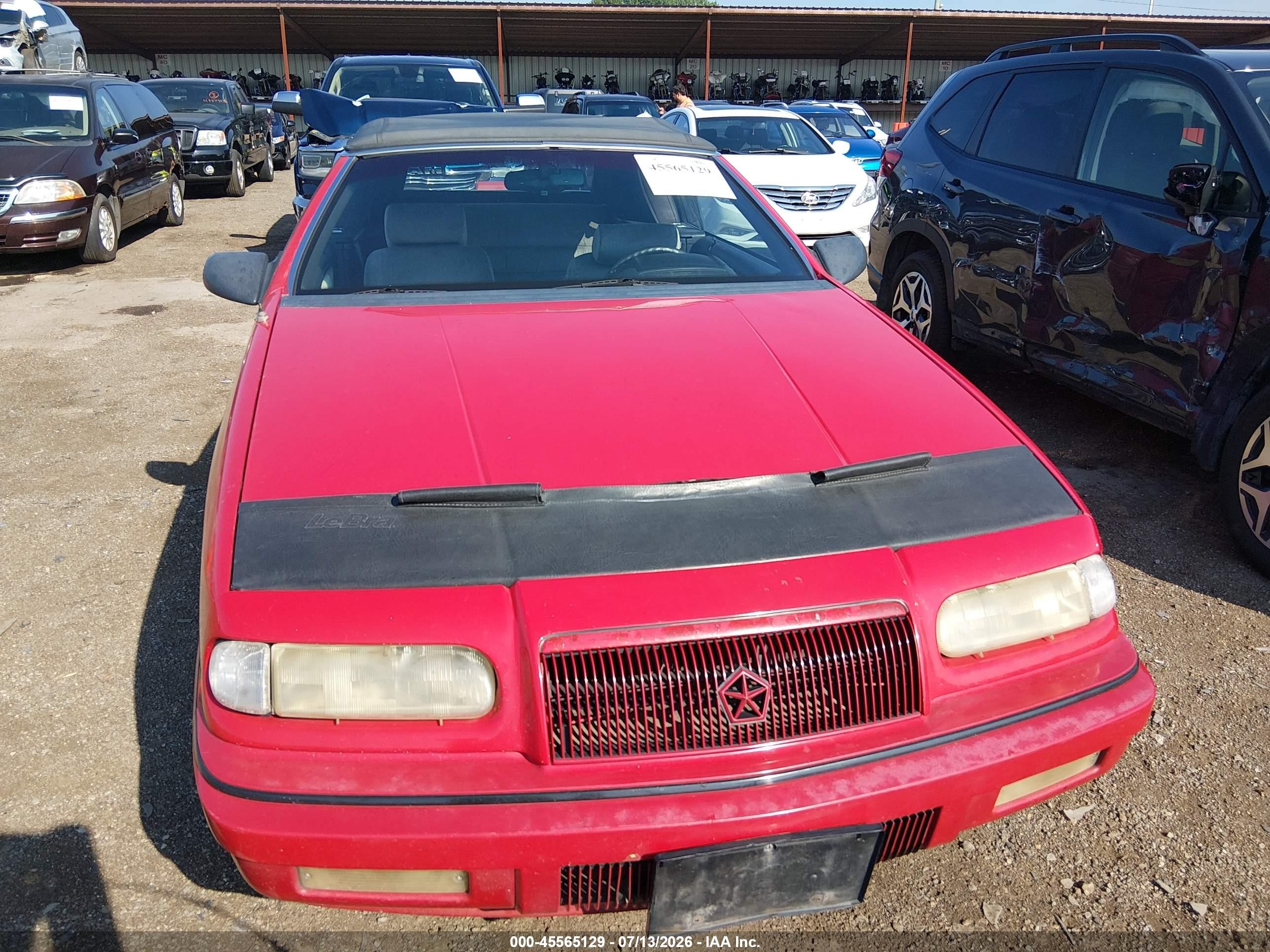 1993 Chrysler Lebaron   Red vin: 1C3XU453XPF552596