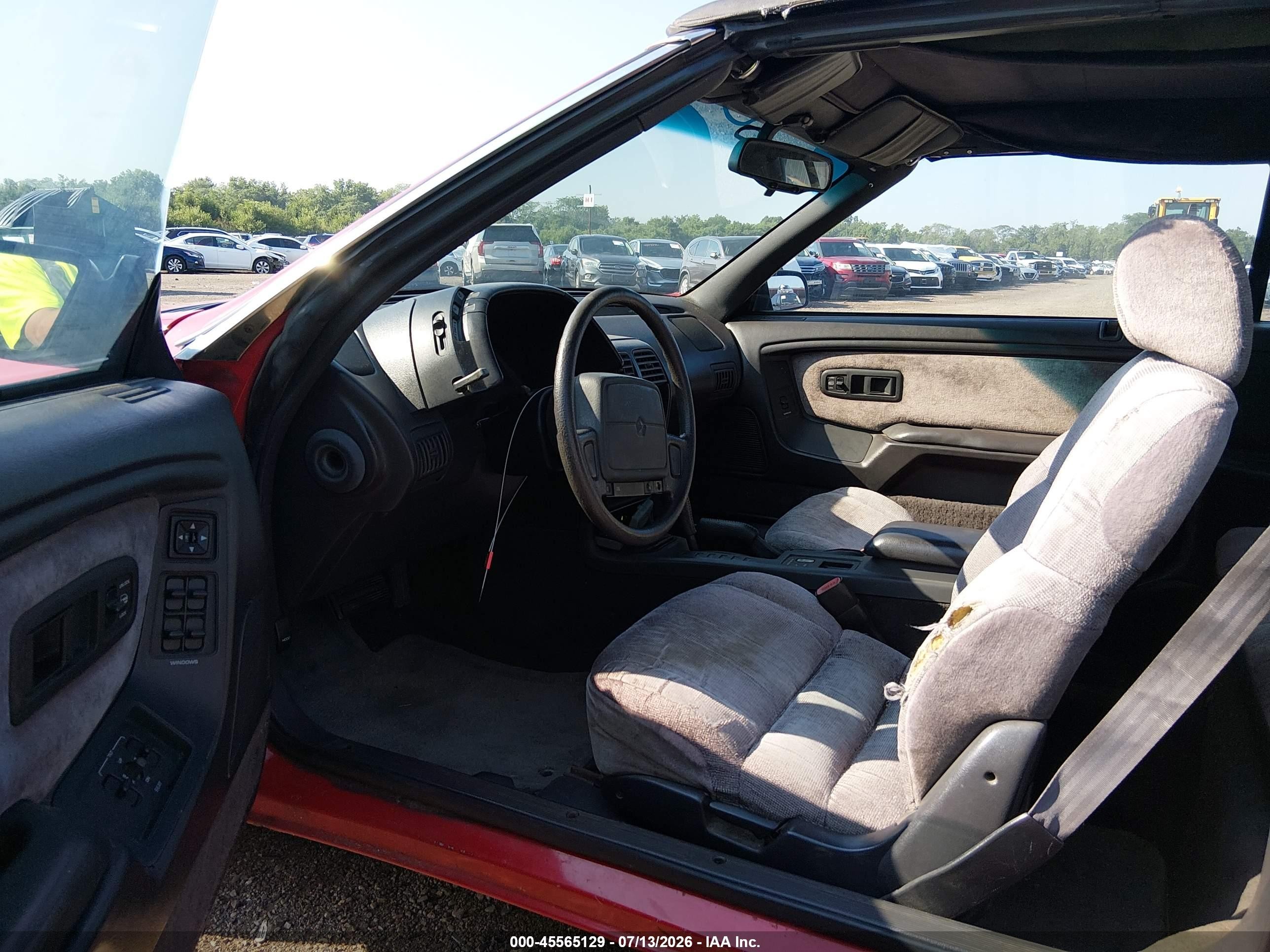 1993 Chrysler Lebaron   Red vin: 1C3XU453XPF552596