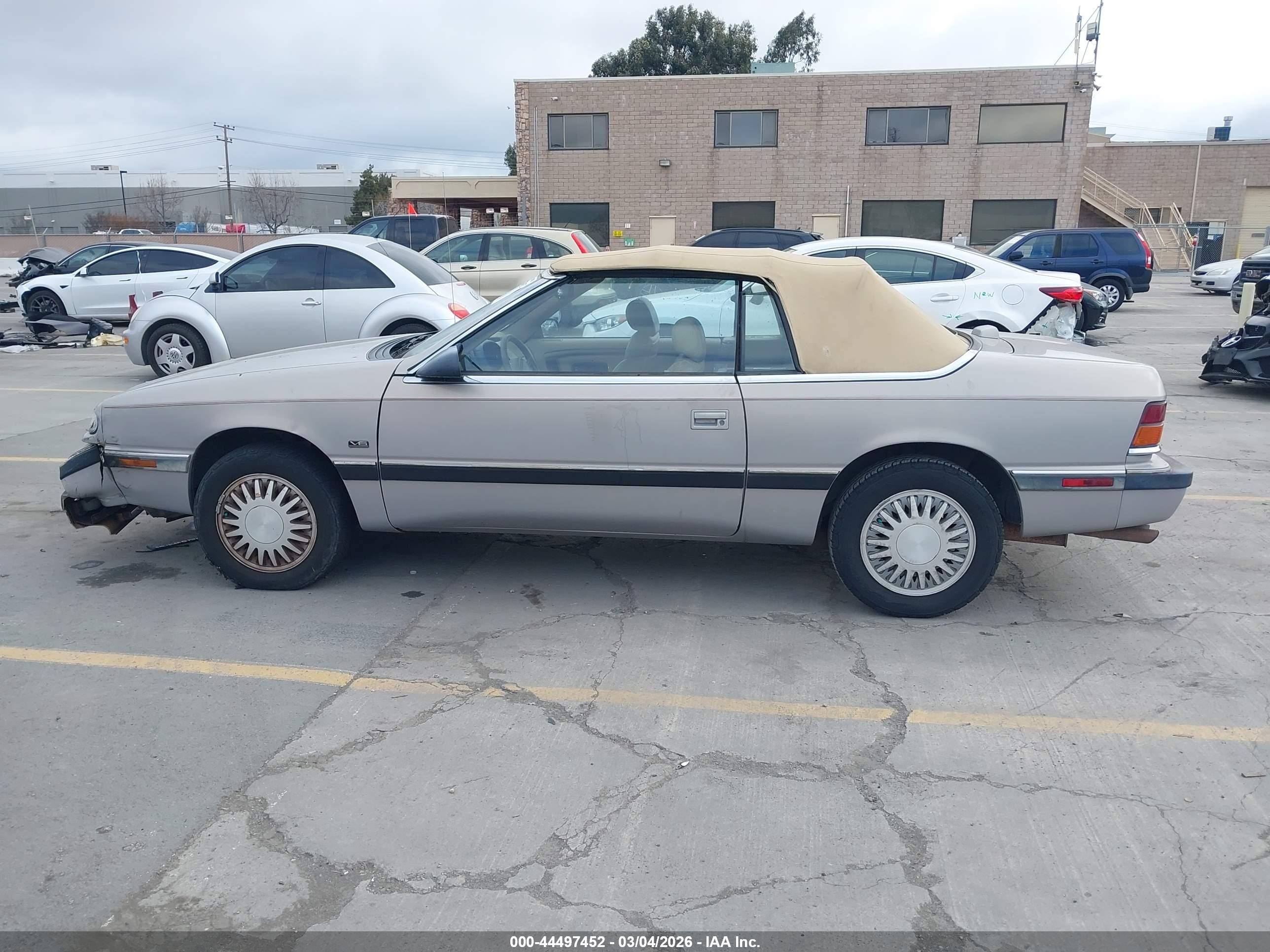 1993 Chrysler Lebaron Lx Beige vin: 1C3XU5532PF678344