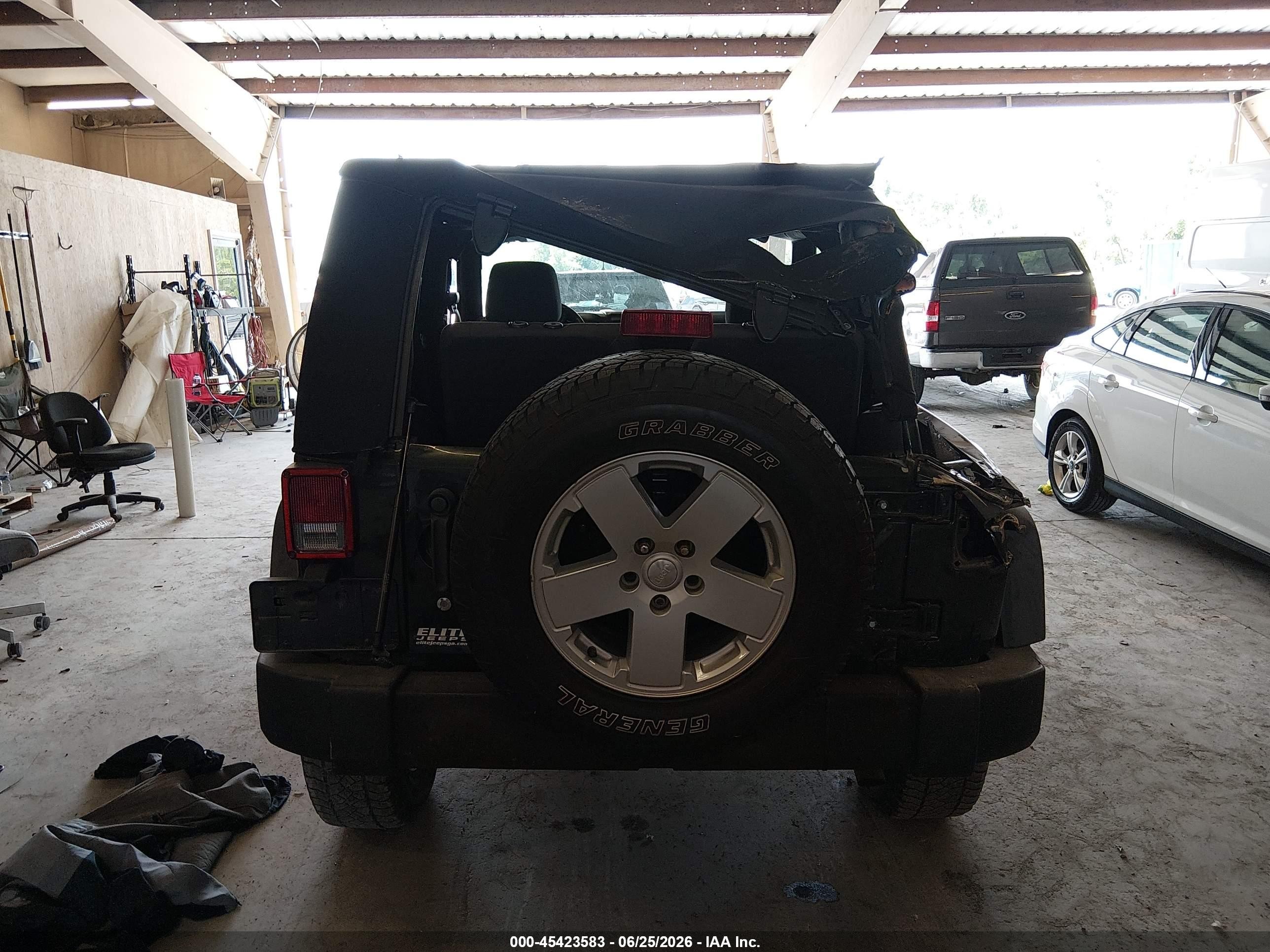 2012 Jeep Wrangler Sport Green vin: 1C4AJWAG0CL101218