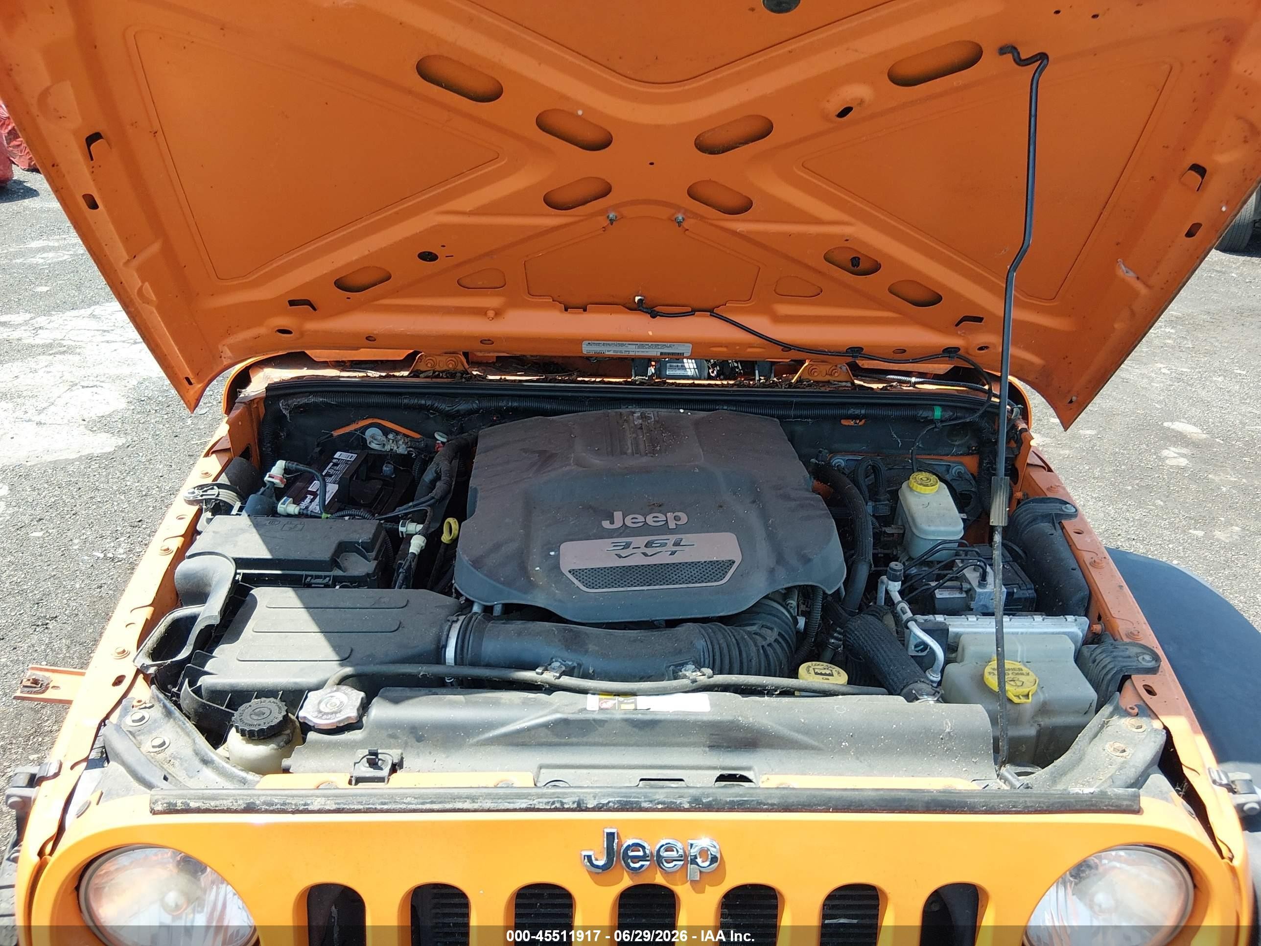 2012 Jeep Wrangler Sport Orange vin: 1C4AJWAG0CL255962