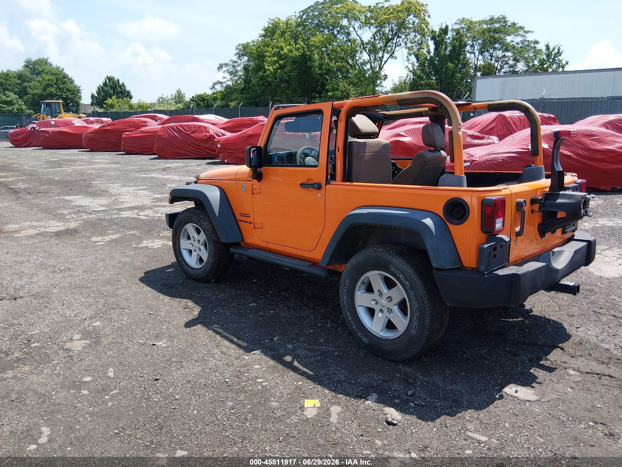 2012 Jeep Wrangler Sport Orange vin: 1C4AJWAG0CL255962