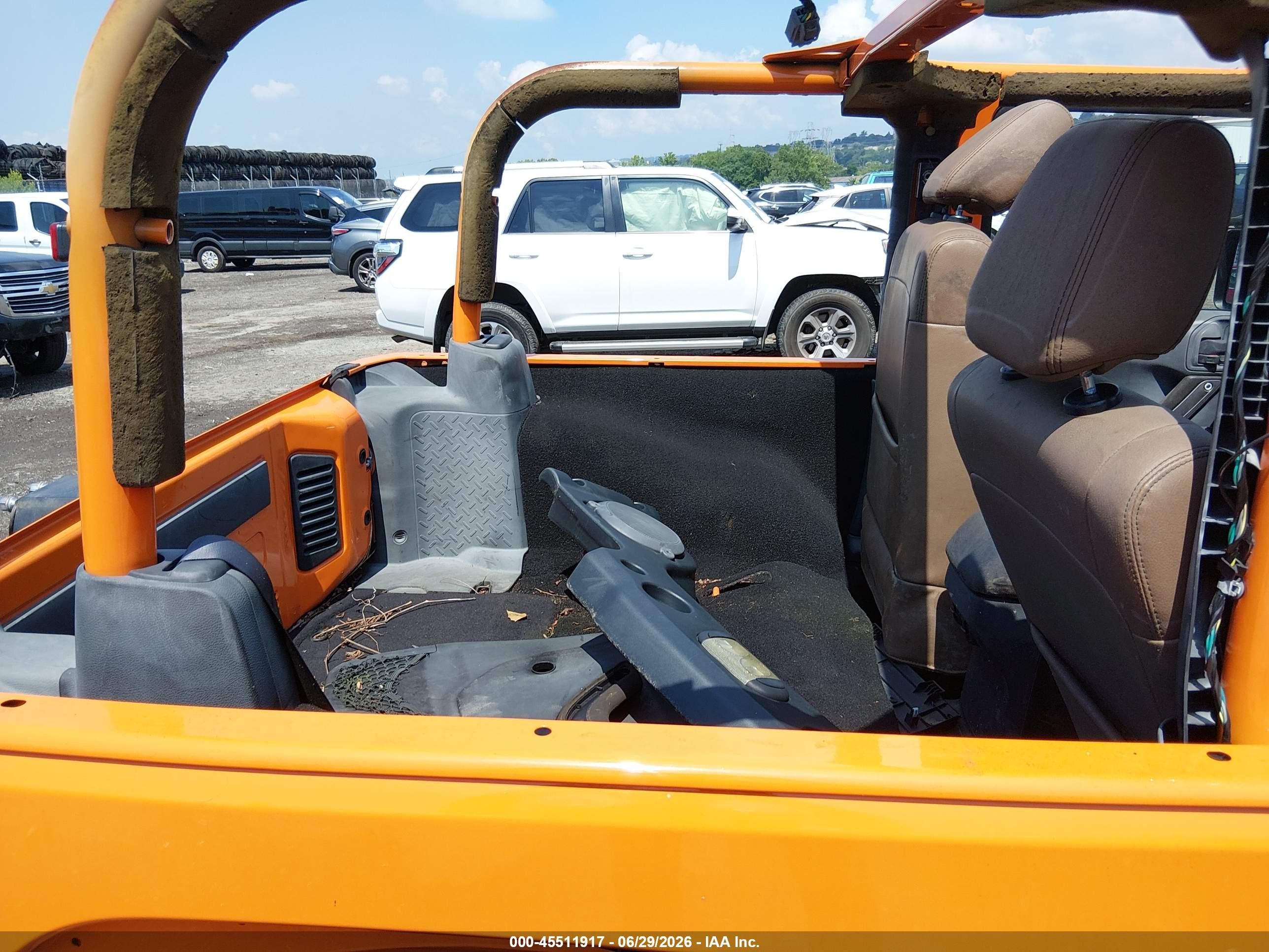 2012 Jeep Wrangler Sport Orange vin: 1C4AJWAG0CL255962