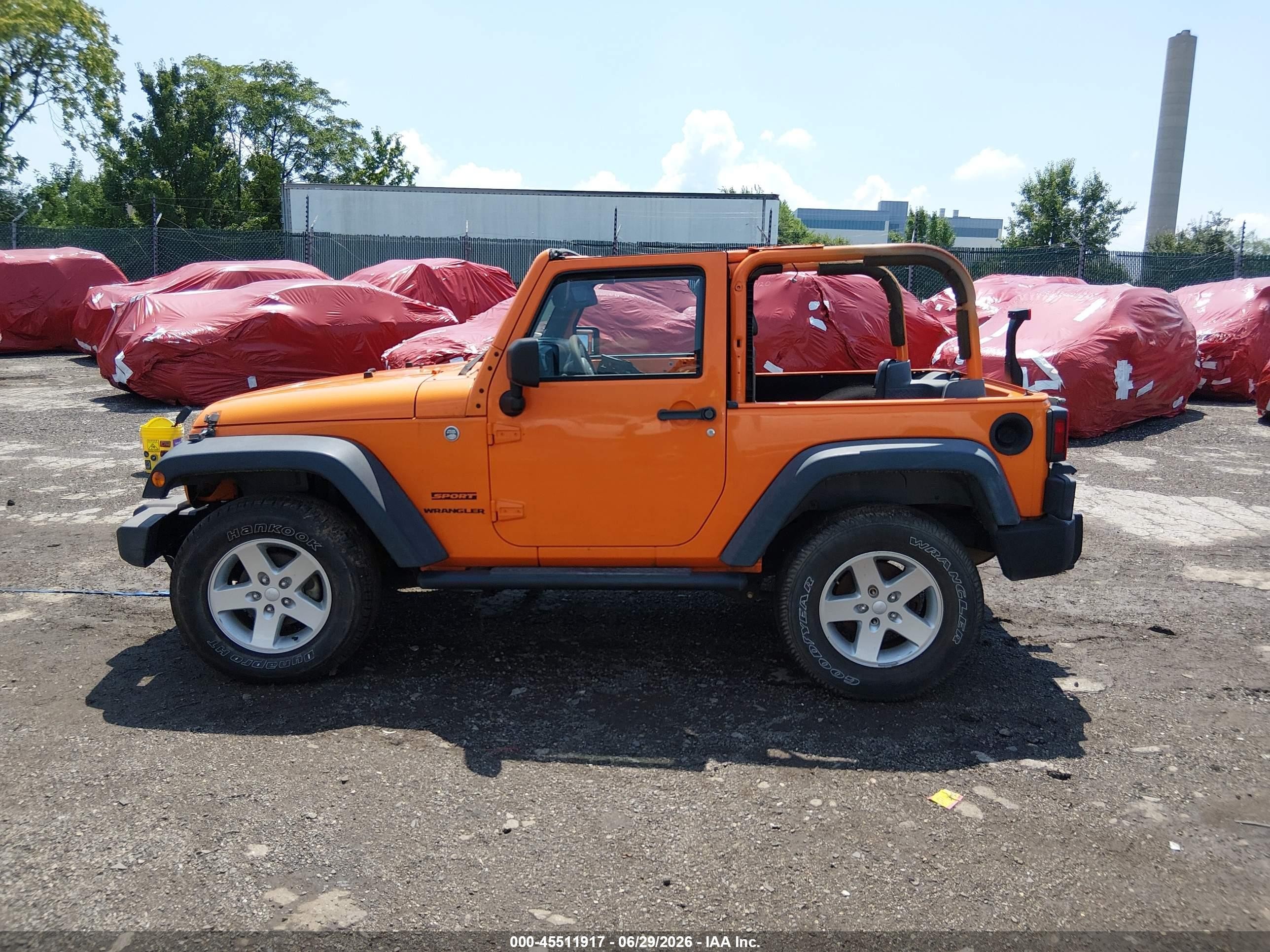 2012 Jeep Wrangler Sport Orange vin: 1C4AJWAG0CL255962