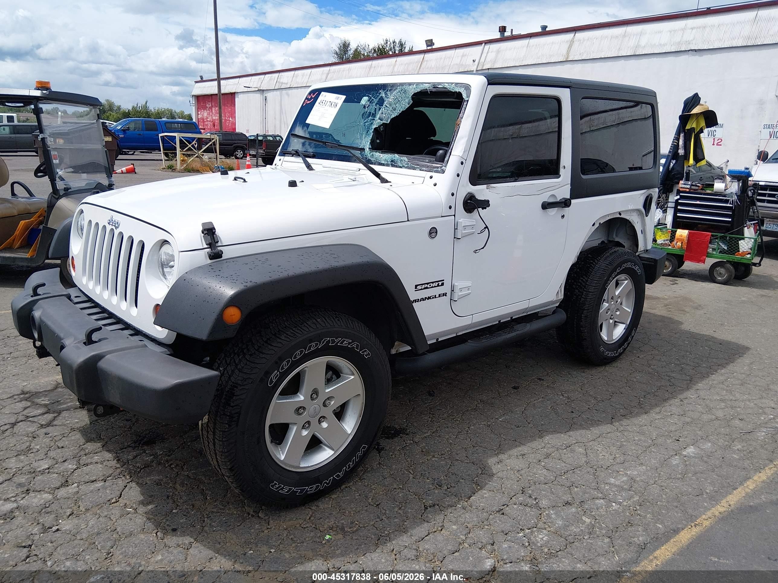2013 Jeep Wrangler Sport White vin: 1C4AJWAG0DL643887