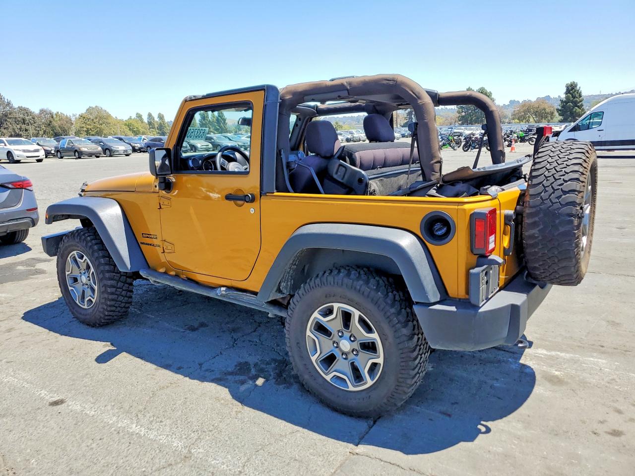 2014 Jeep Wrangler Sport Yellow vin: 1C4AJWAG0EL192588