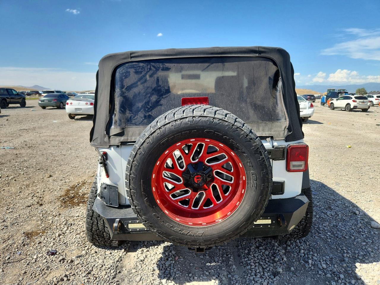 2014 Jeep Wrangler Sport White vin: 1C4AJWAG0EL249274