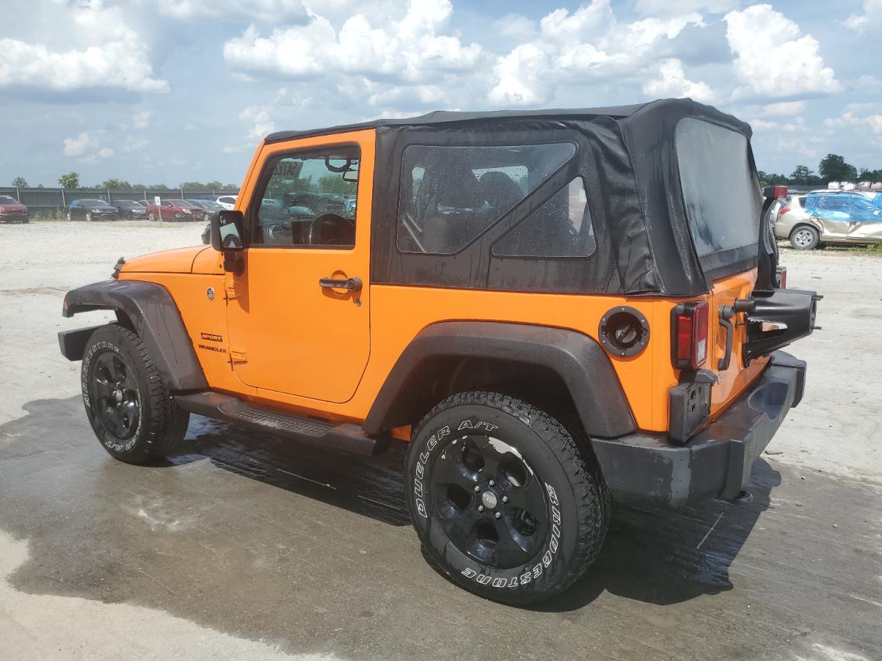 2012 Jeep Wrangler Sport Orange vin: 1C4AJWAG1CL155952