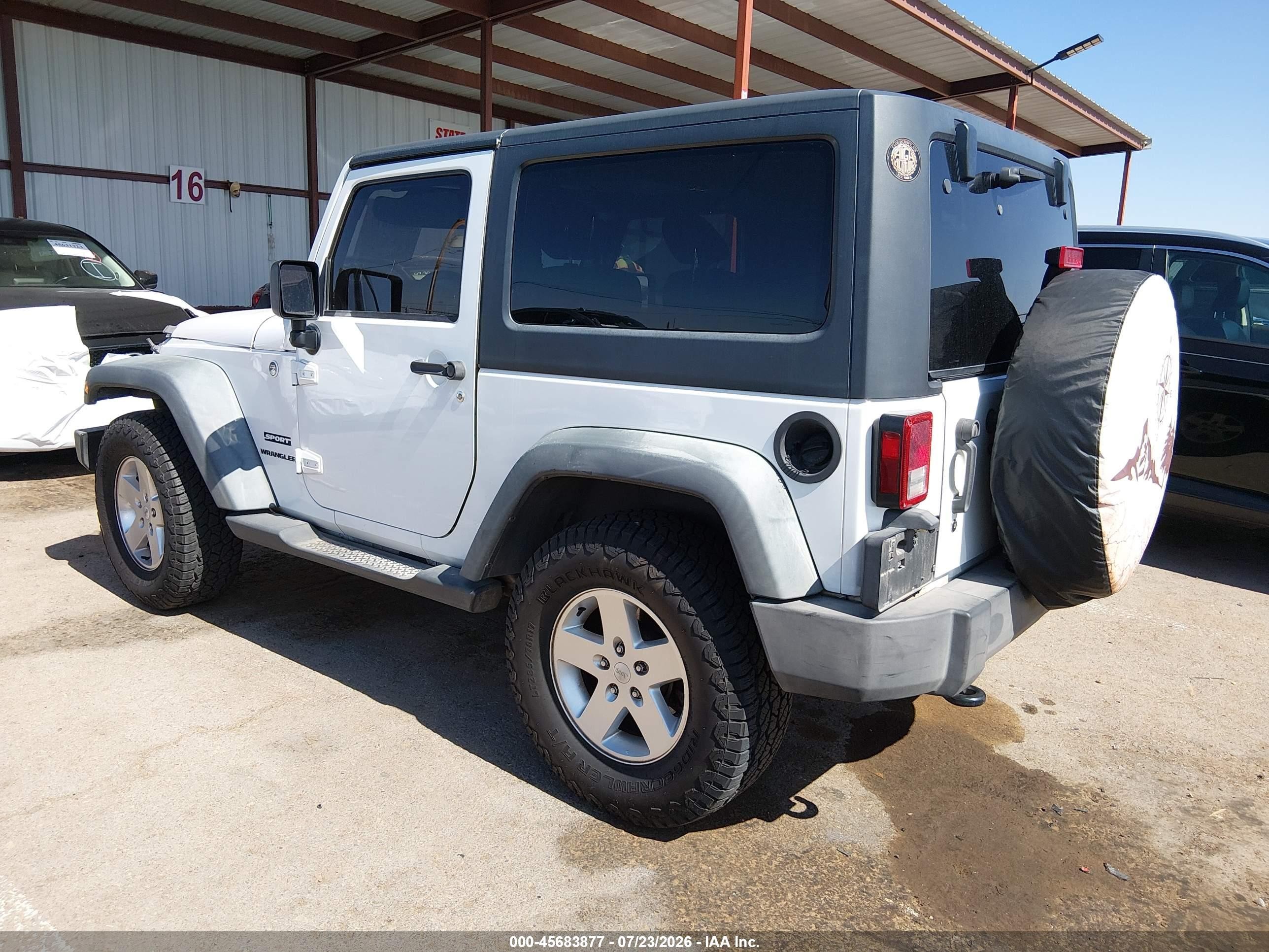 2012 Jeep Wrangler Sport White vin: 1C4AJWAG1CL235025