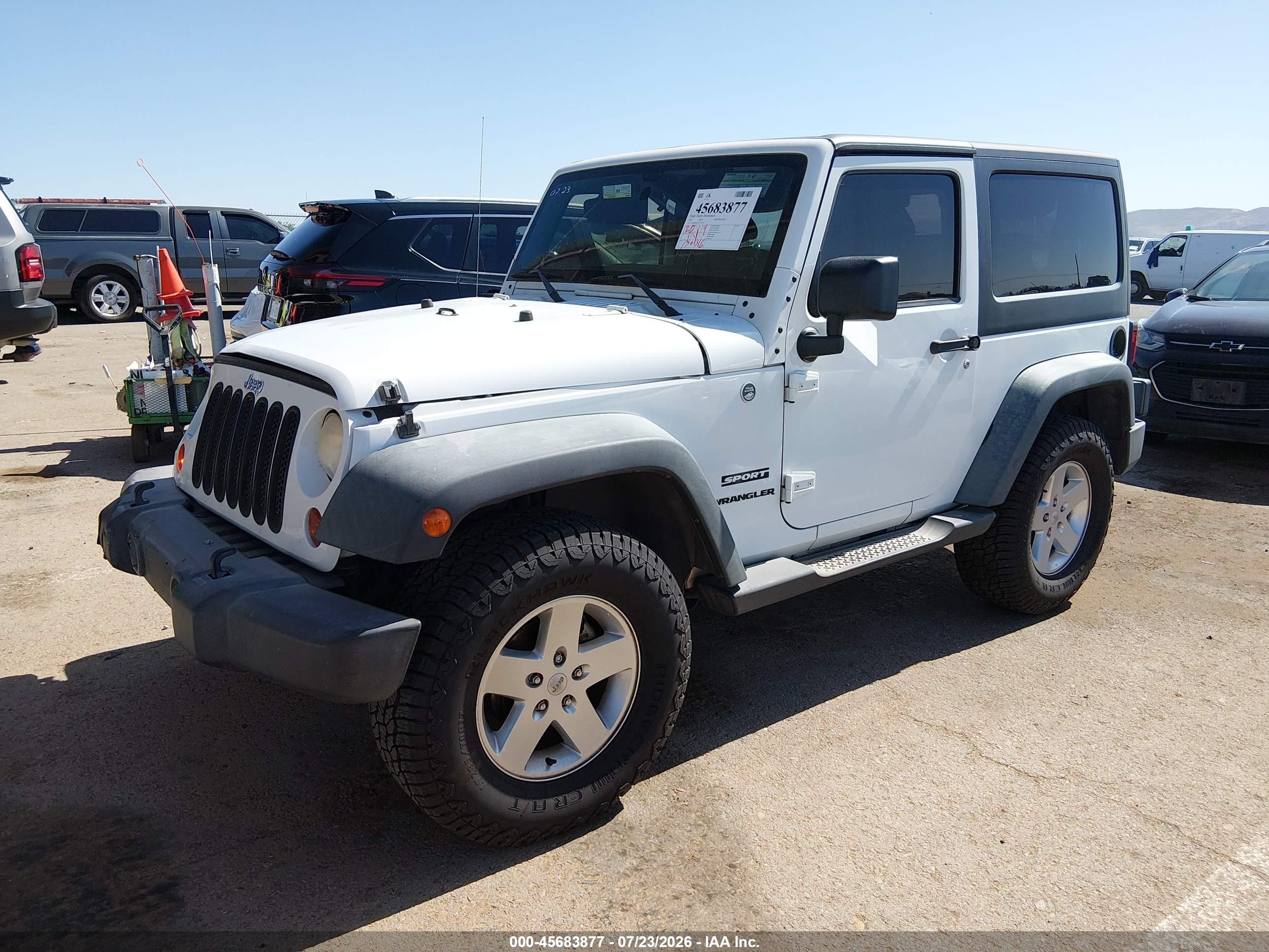 2012 Jeep Wrangler Sport White vin: 1C4AJWAG1CL235025