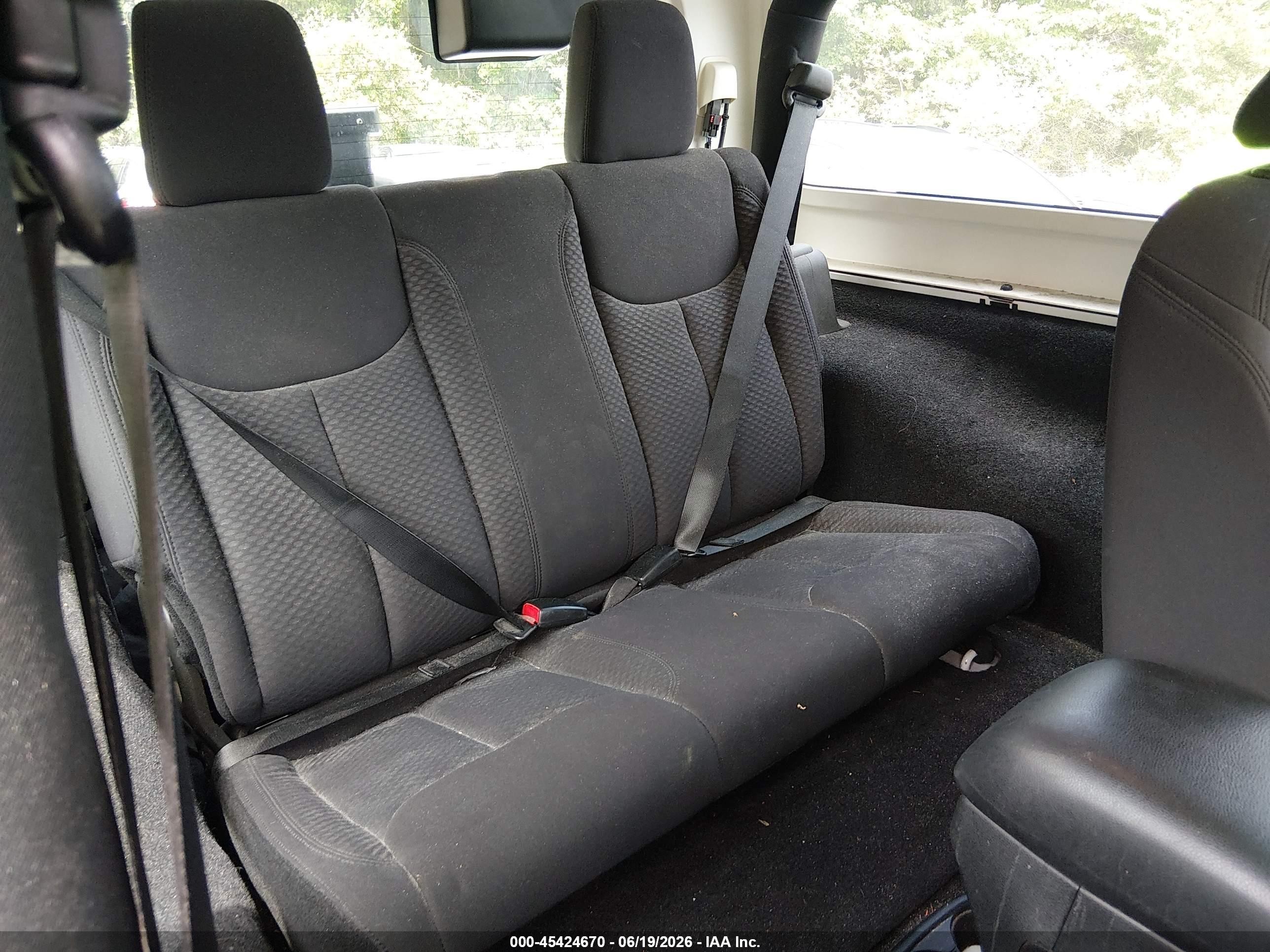 2013 Jeep Wrangler Sport White vin: 1C4AJWAG1DL516145