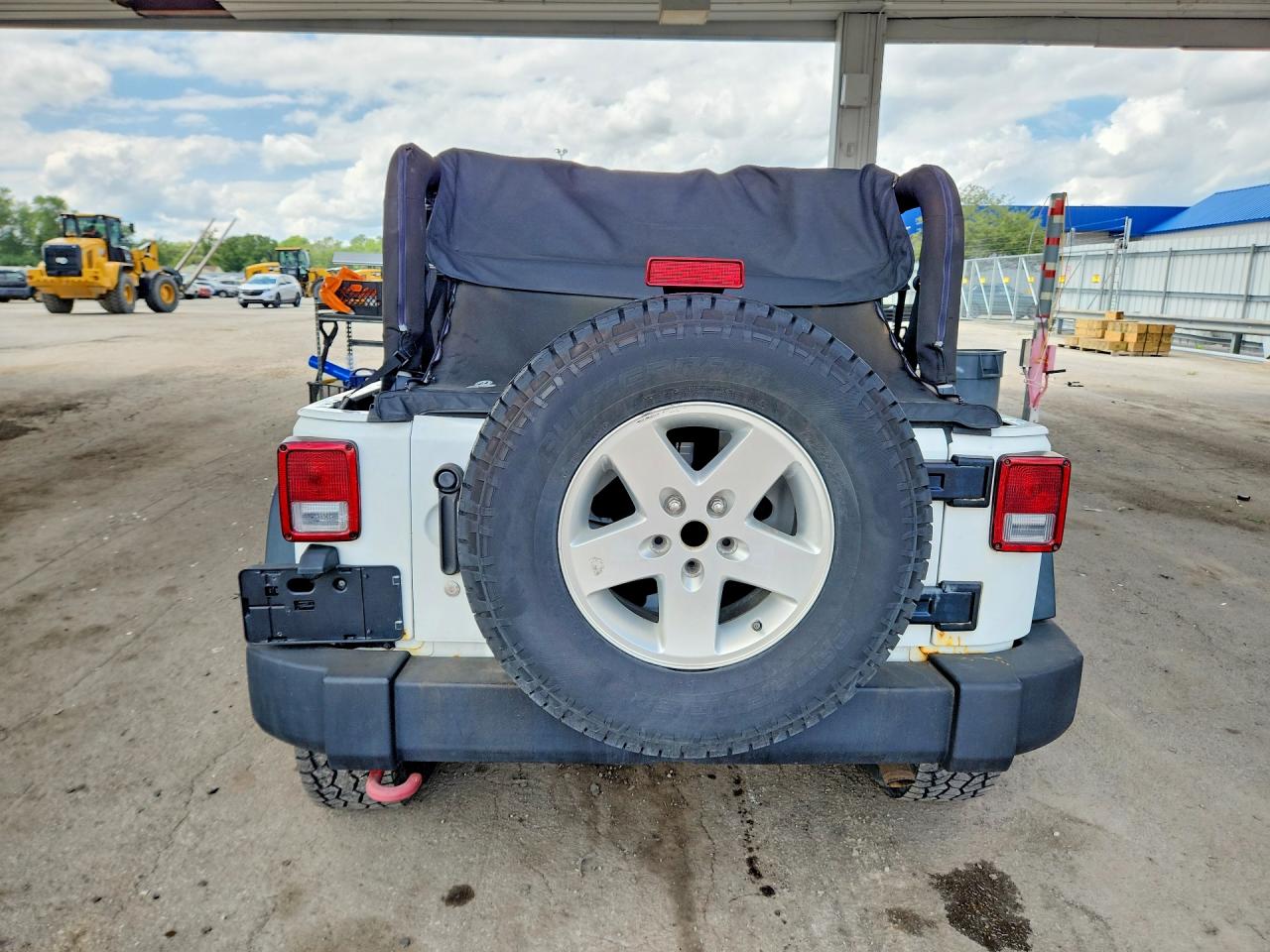 2013 Jeep Wrangler Sport White vin: 1C4AJWAG1DL677630