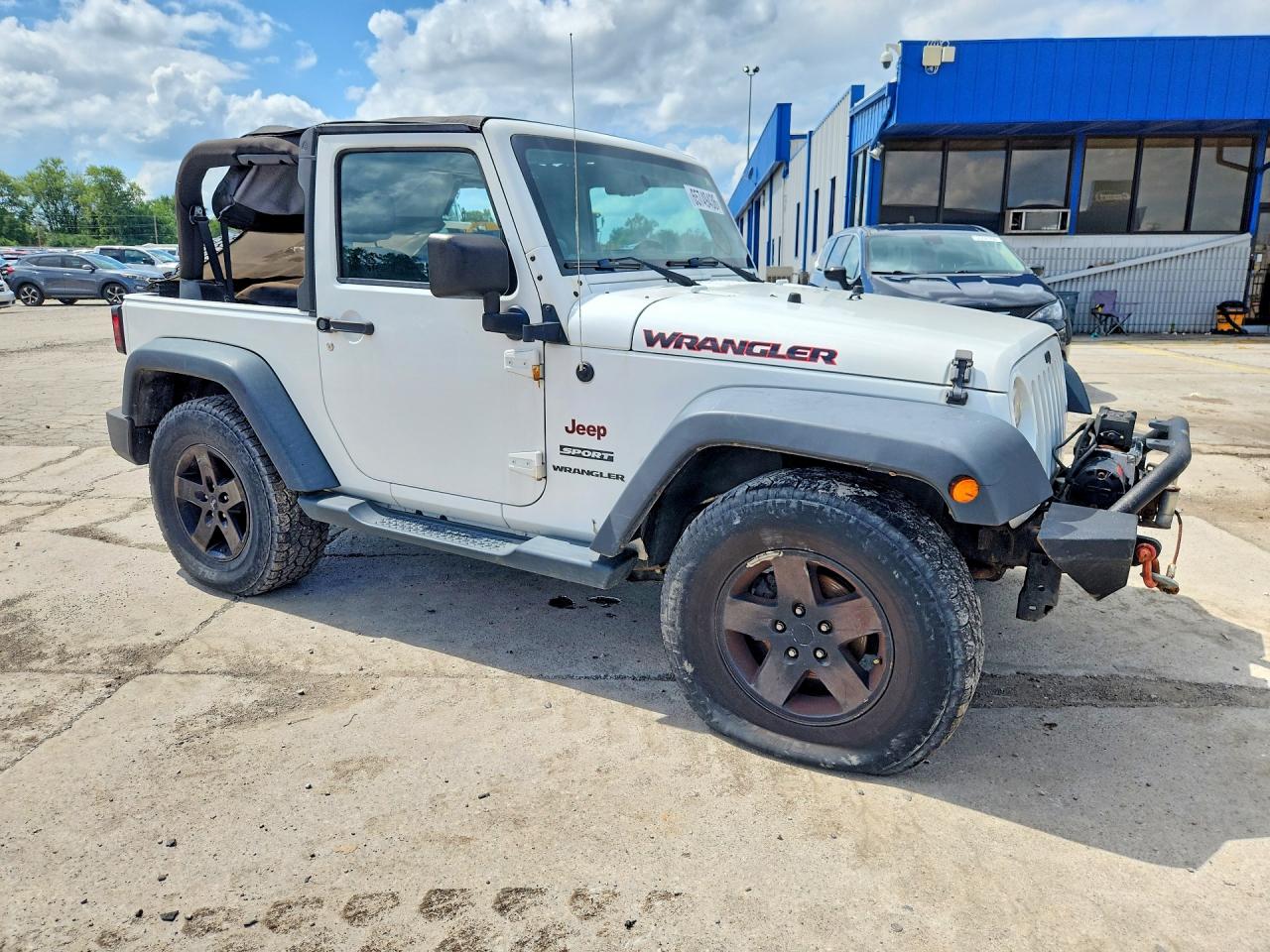 2013 Jeep Wrangler Sport White vin: 1C4AJWAG1DL677630
