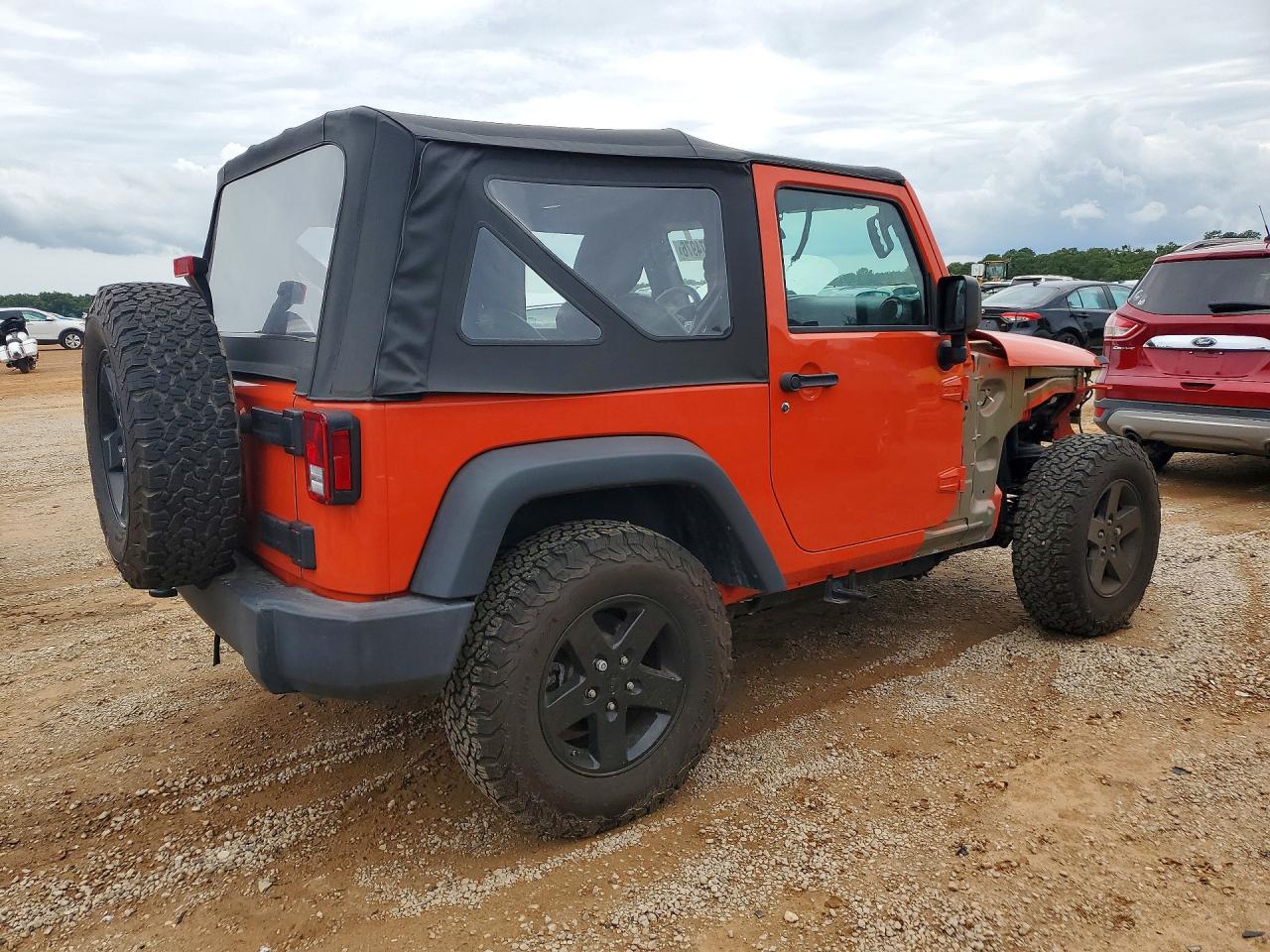 2015 Jeep Wrangler Sport Orange vin: 1C4AJWAG1FL660846