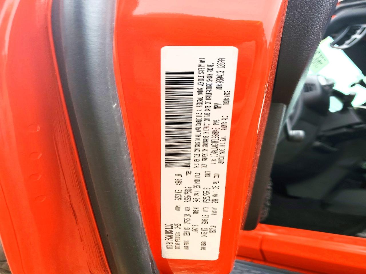 2015 Jeep Wrangler Sport Orange vin: 1C4AJWAG1FL660846