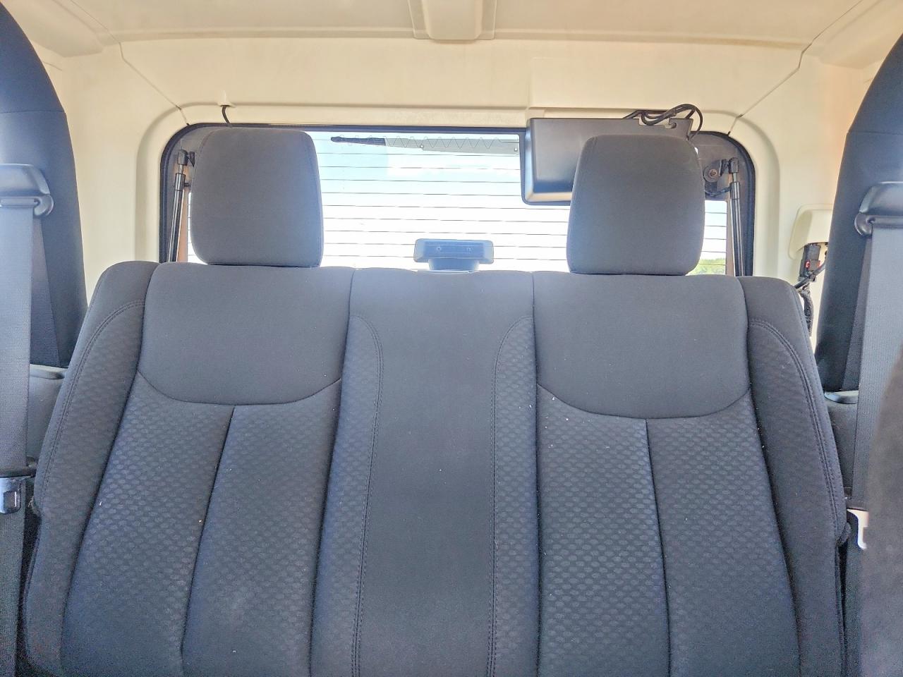 2015 Jeep Wrangler Sport White vin: 1C4AJWAG1FL737814