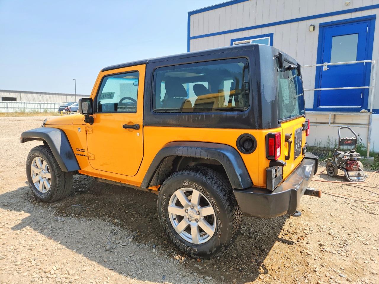 2013 Jeep Wrangler Sport Желтый vin: 1C4AJWAG2DL521967