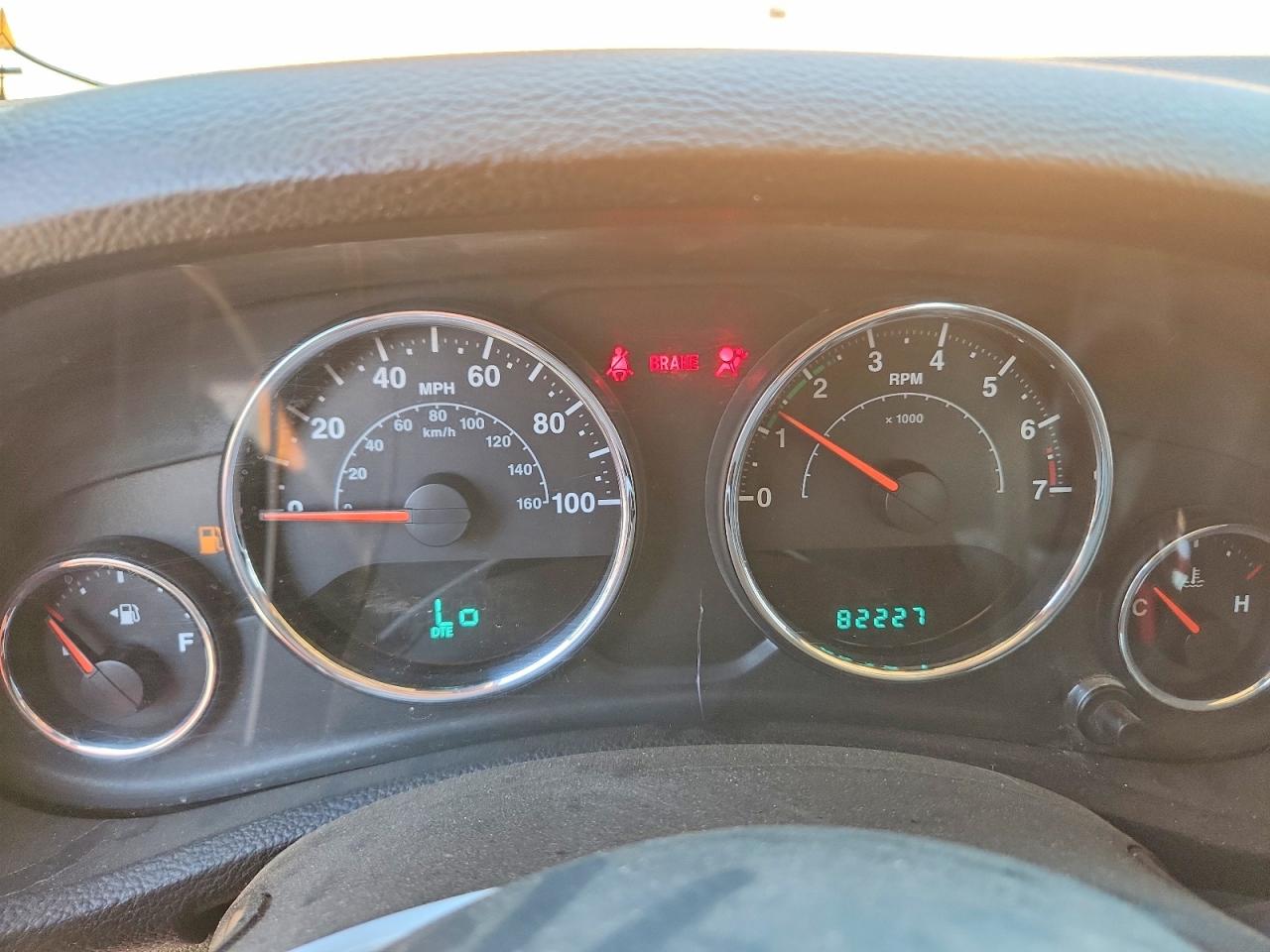 2013 Jeep Wrangler Sport Желтый vin: 1C4AJWAG2DL521967