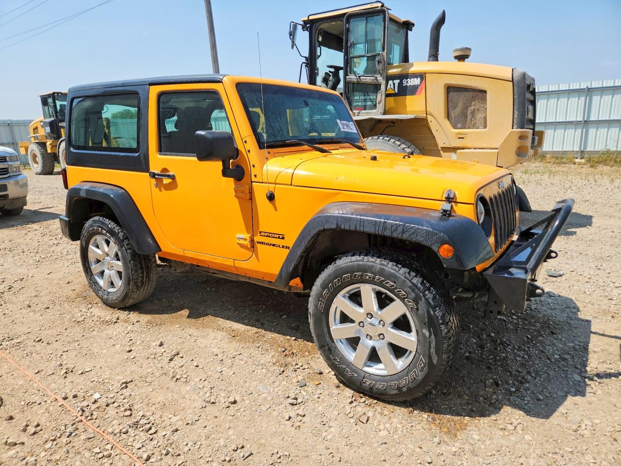 2013 Jeep Wrangler Sport Желтый vin: 1C4AJWAG2DL521967